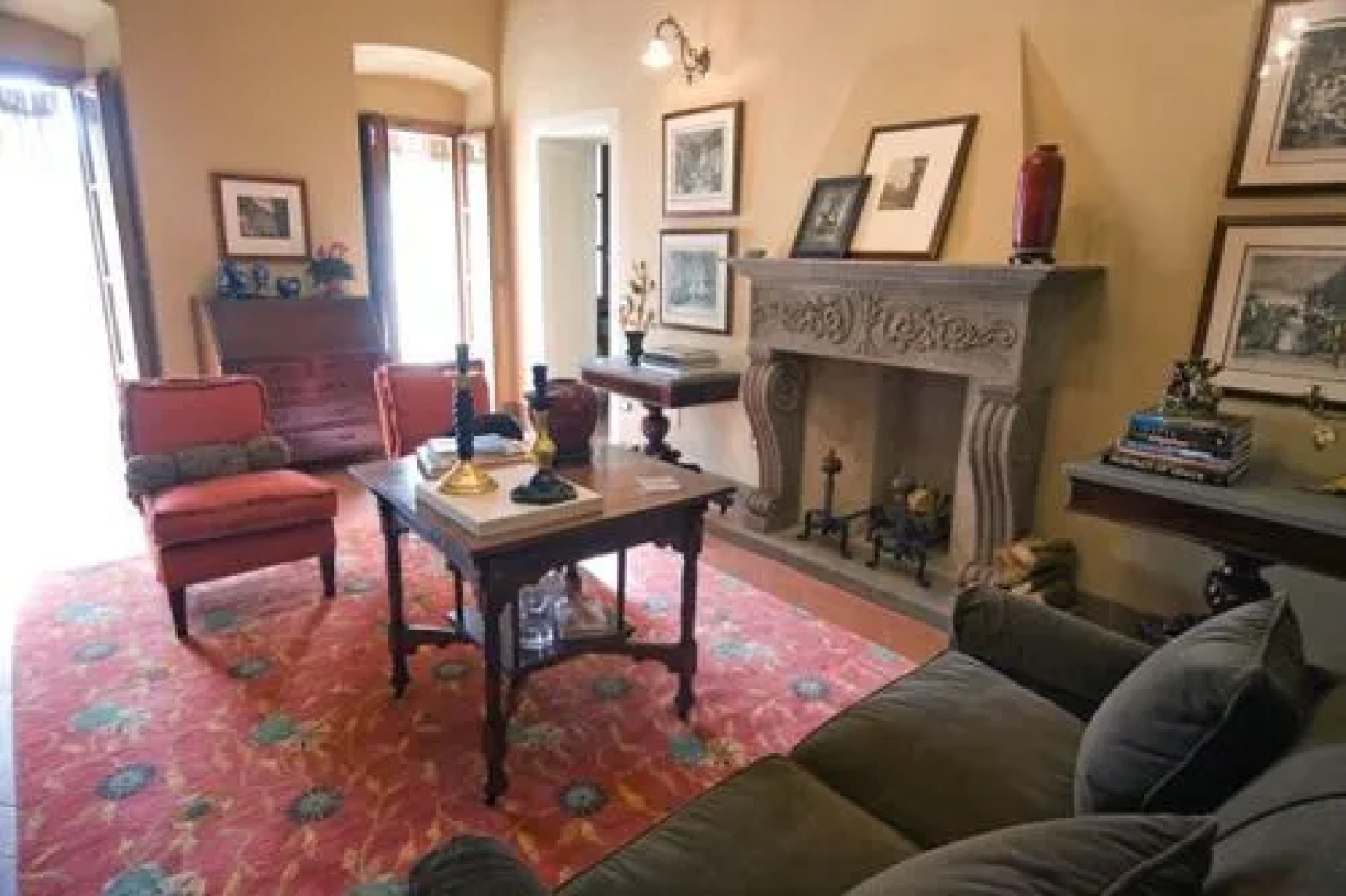 Palazzo Fiumi LaPlaca