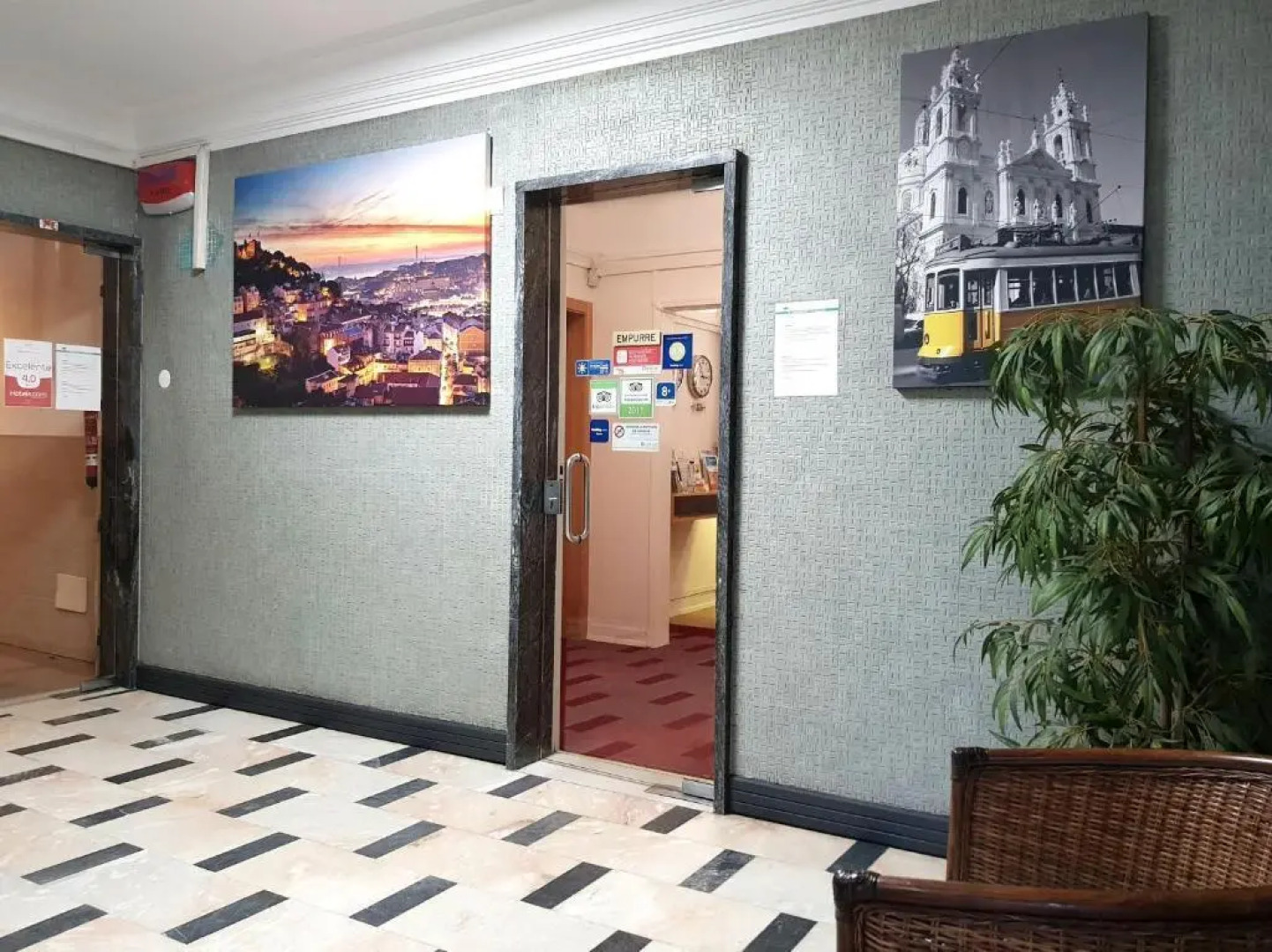 Pensao Residencial O Paradouro