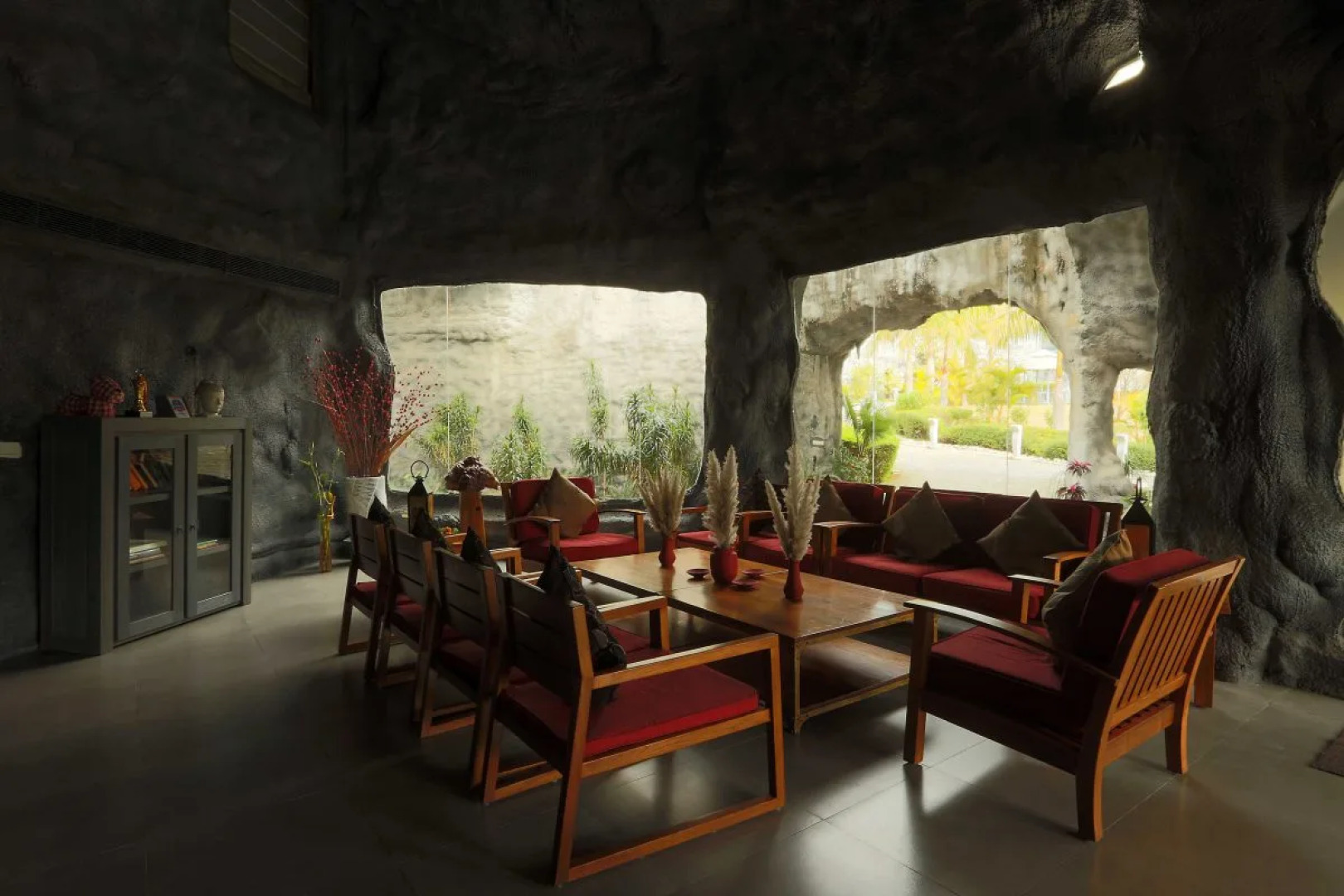 Brys Caves The Jungle Resort