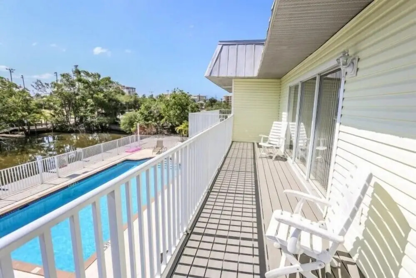 Tropical Shores Manor