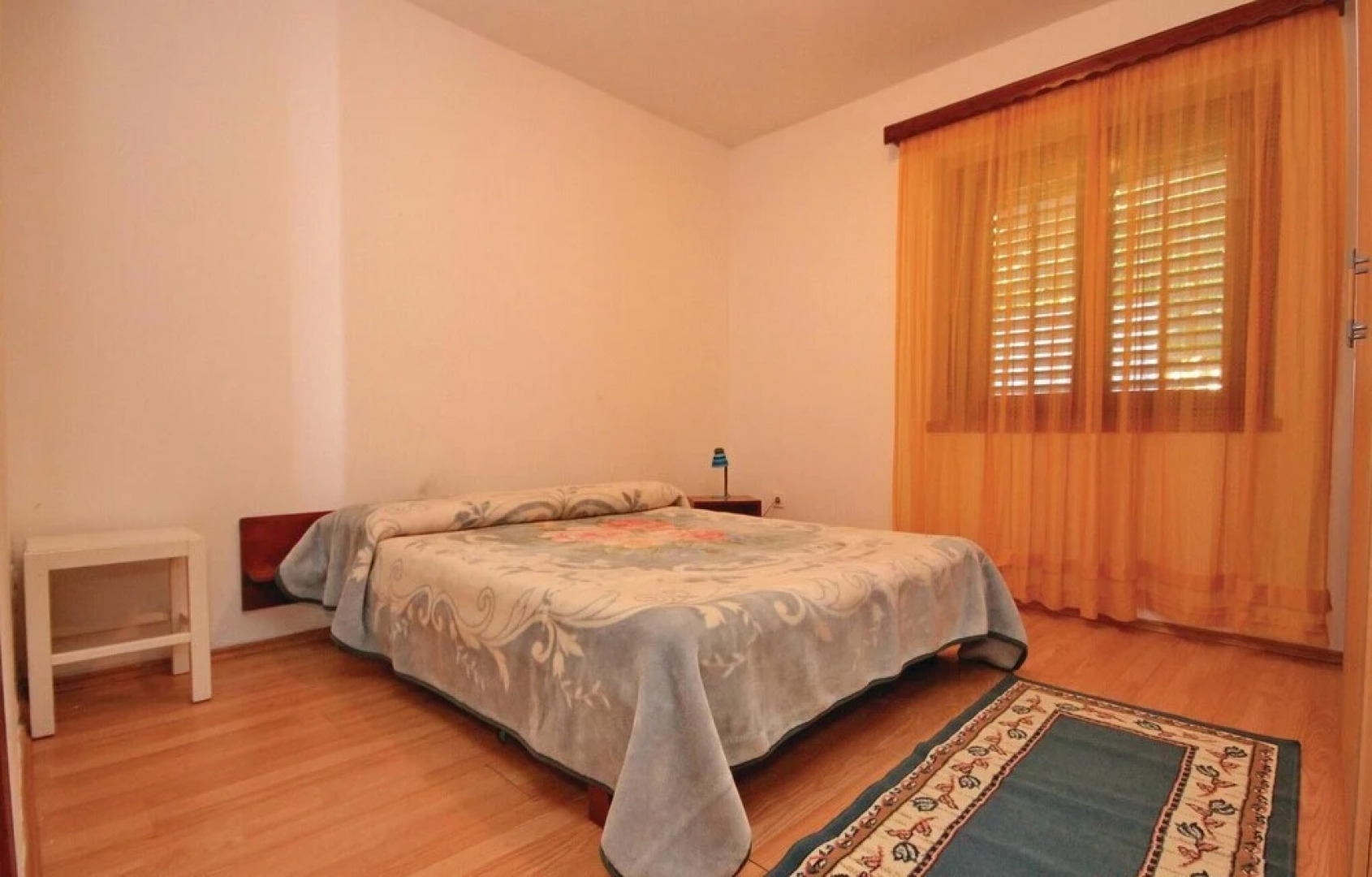 Amazing Home in Prizba With Wifi and 7 Bedrooms