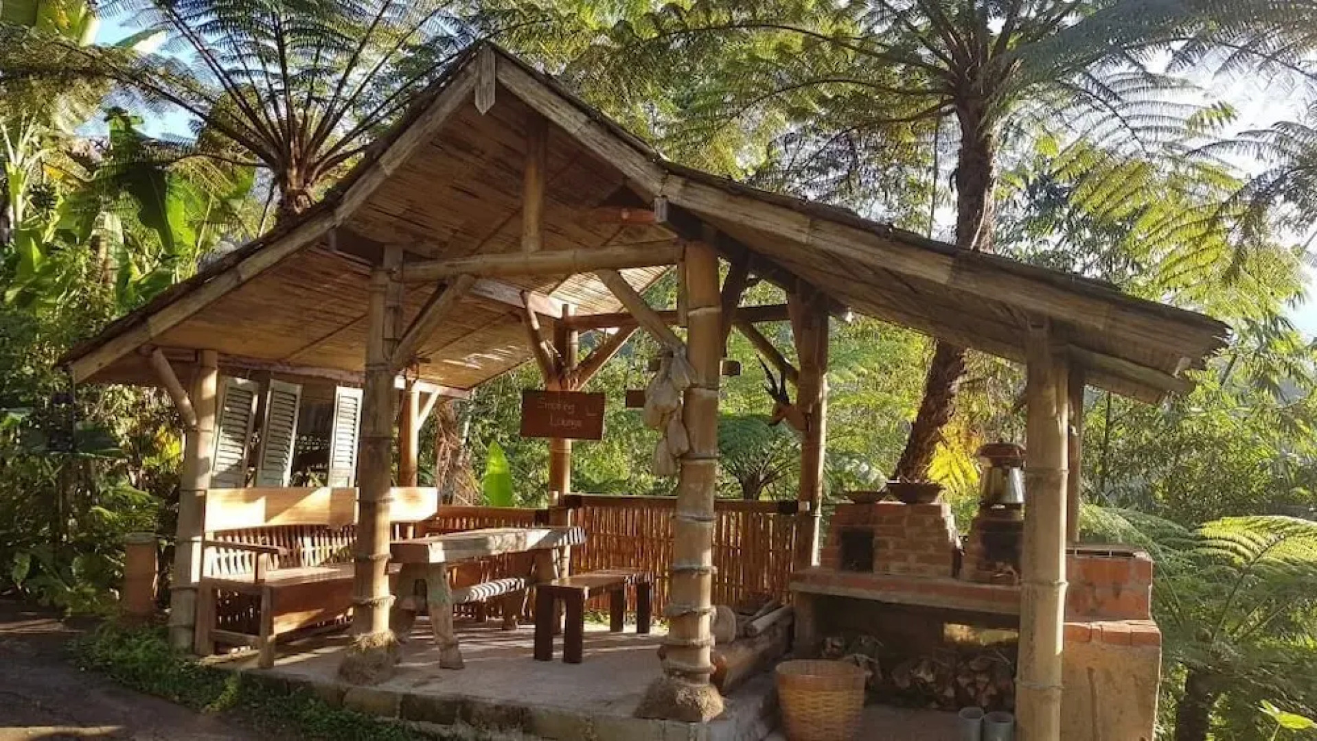 Sang Giri - Mountain Glamping Camp
