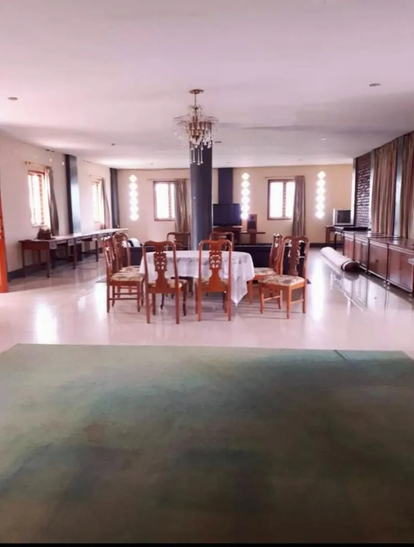 Villa Orange Lembang Pengkolan By Zuzu