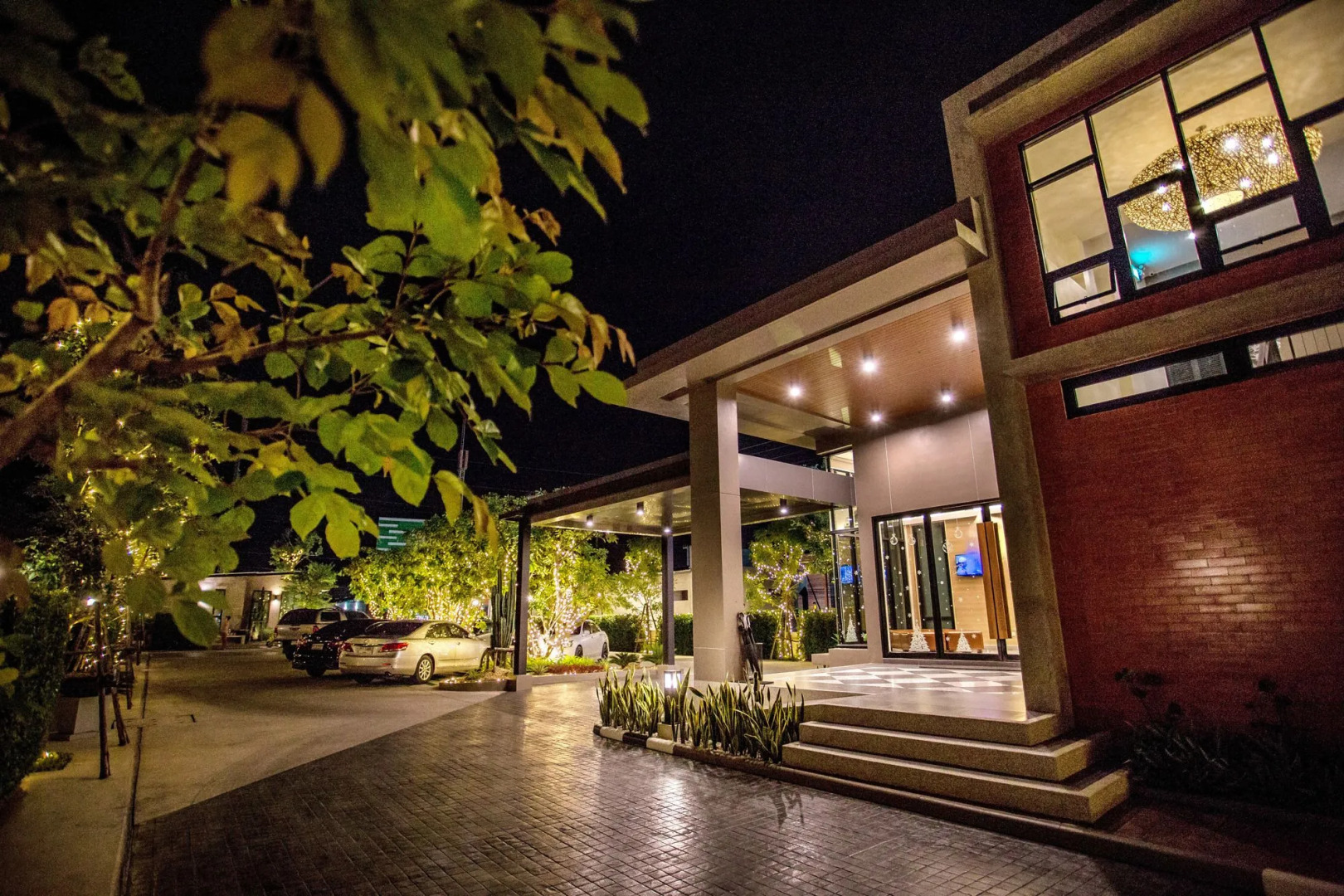 Bunprasop Garden Hotel