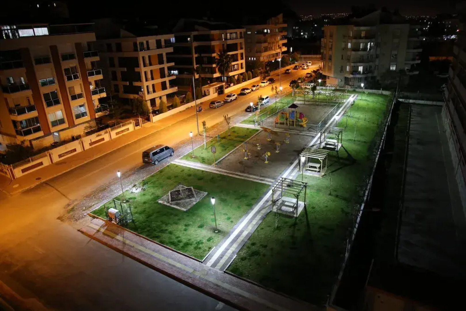 Golden World Suite Hotel