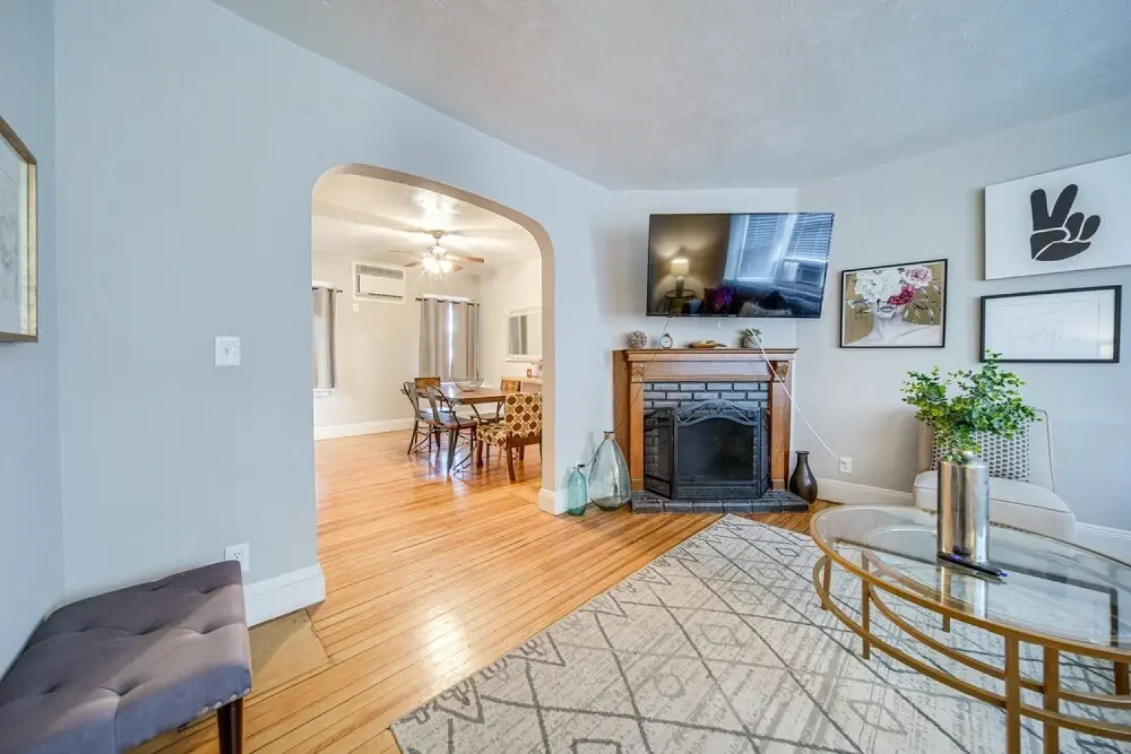 Pet-friendly Cleveland Townhome, 2 Mi to Downtown!
