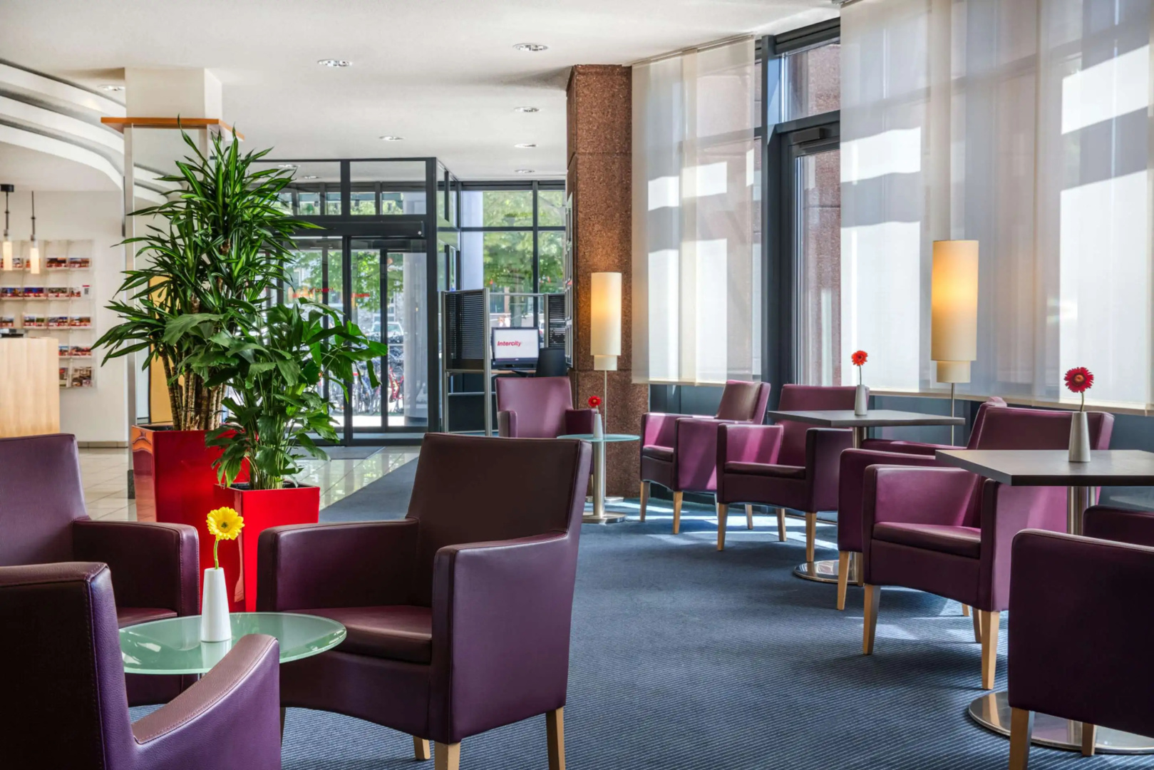 Отель Freiburg City Center by Leonardo Hotels