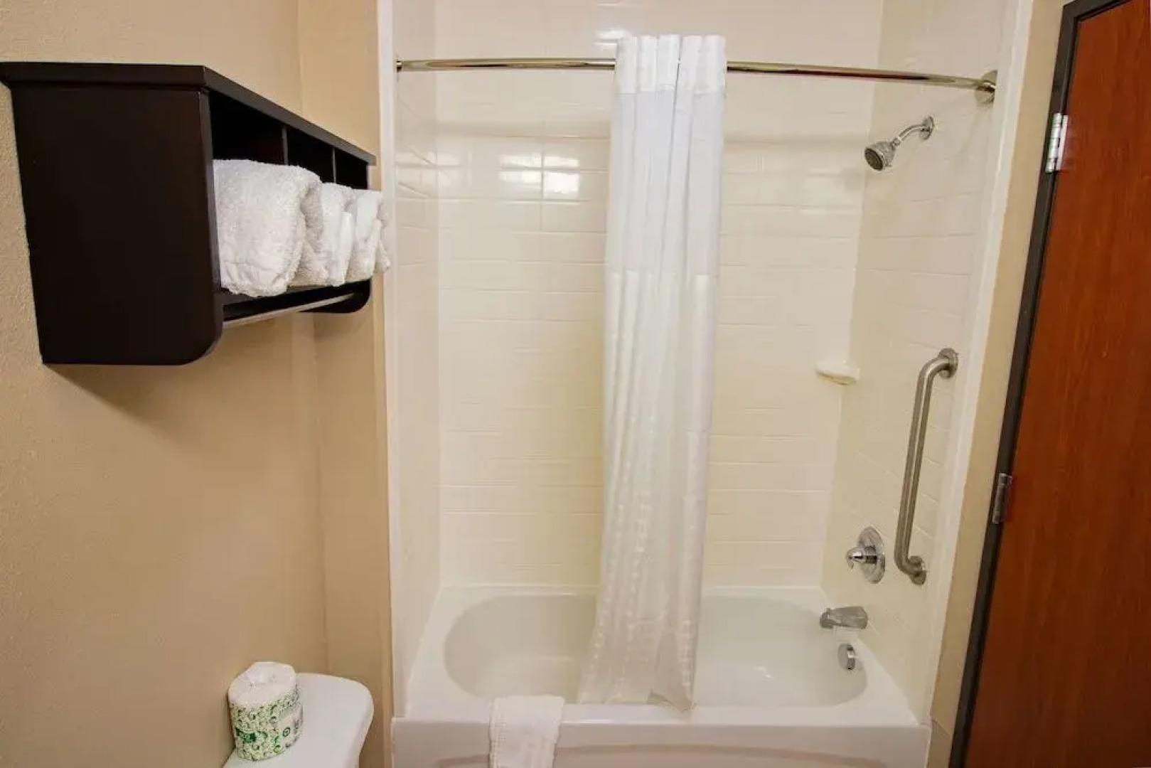 Surestay Plus Hotel By Bw Owasso Tulsa North