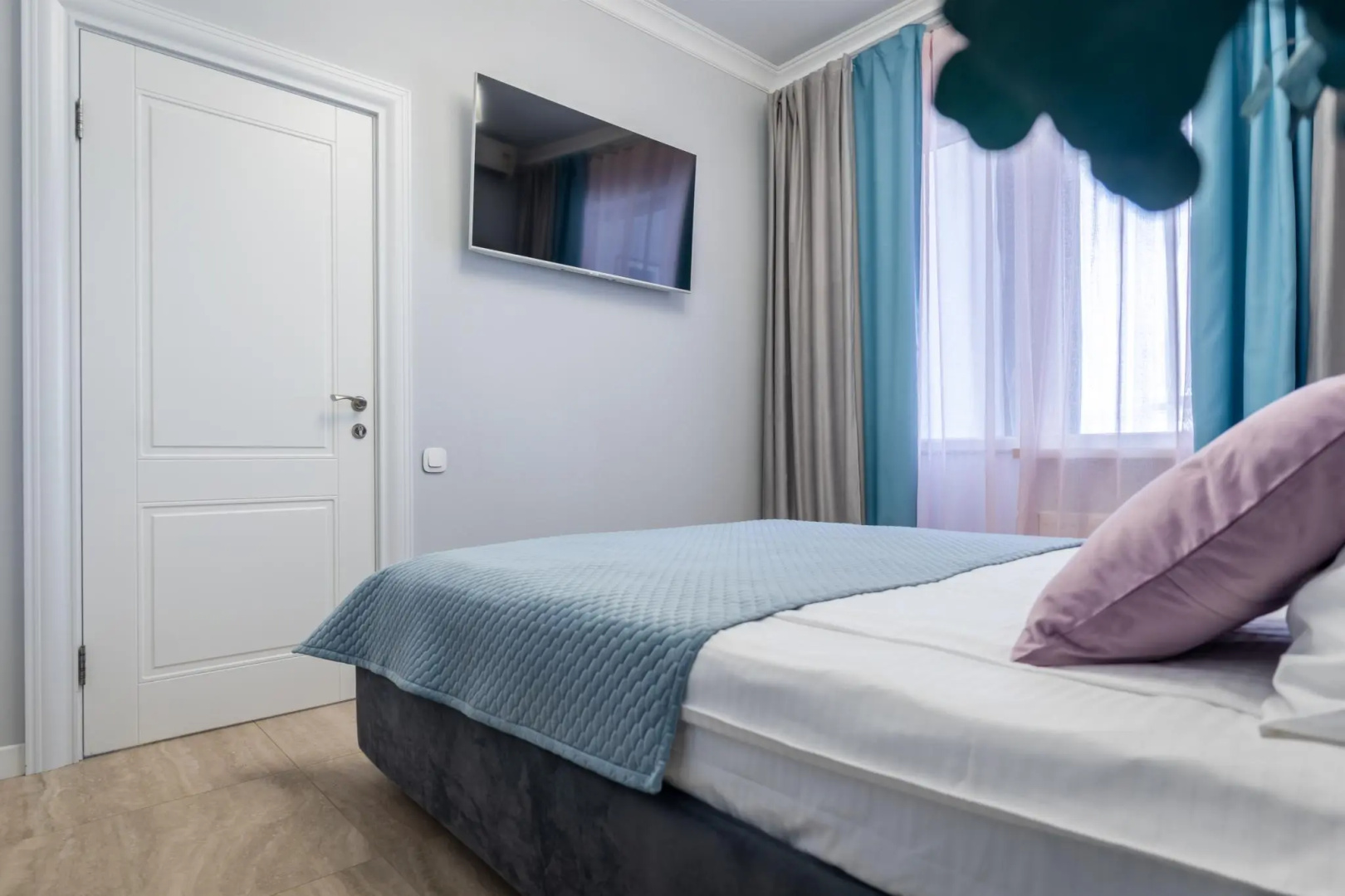Sea Side Premium (Си Сайд Премиум) на улице 65 лет Победы 65/1