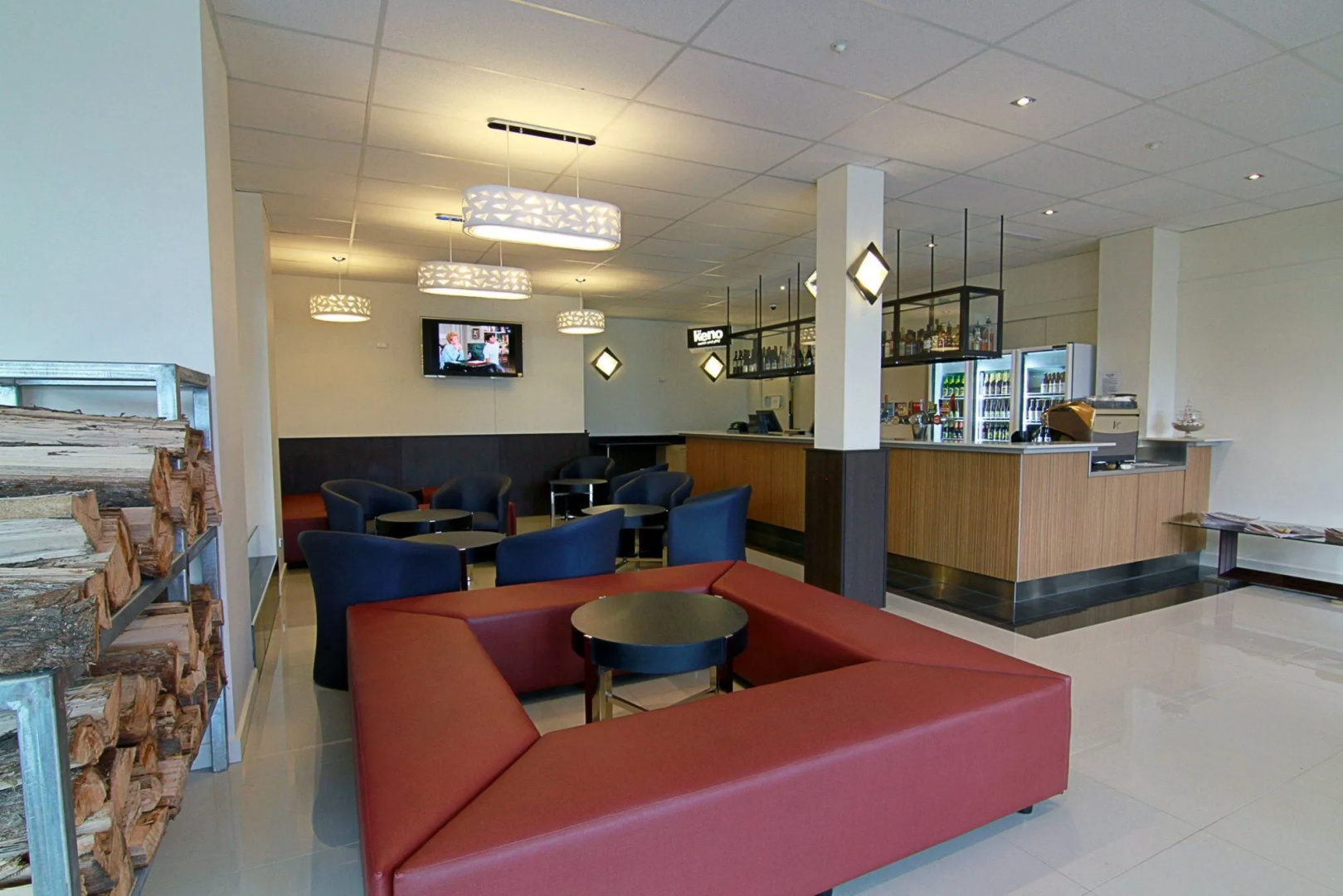 Nightelier Devonport Gateway Hotel