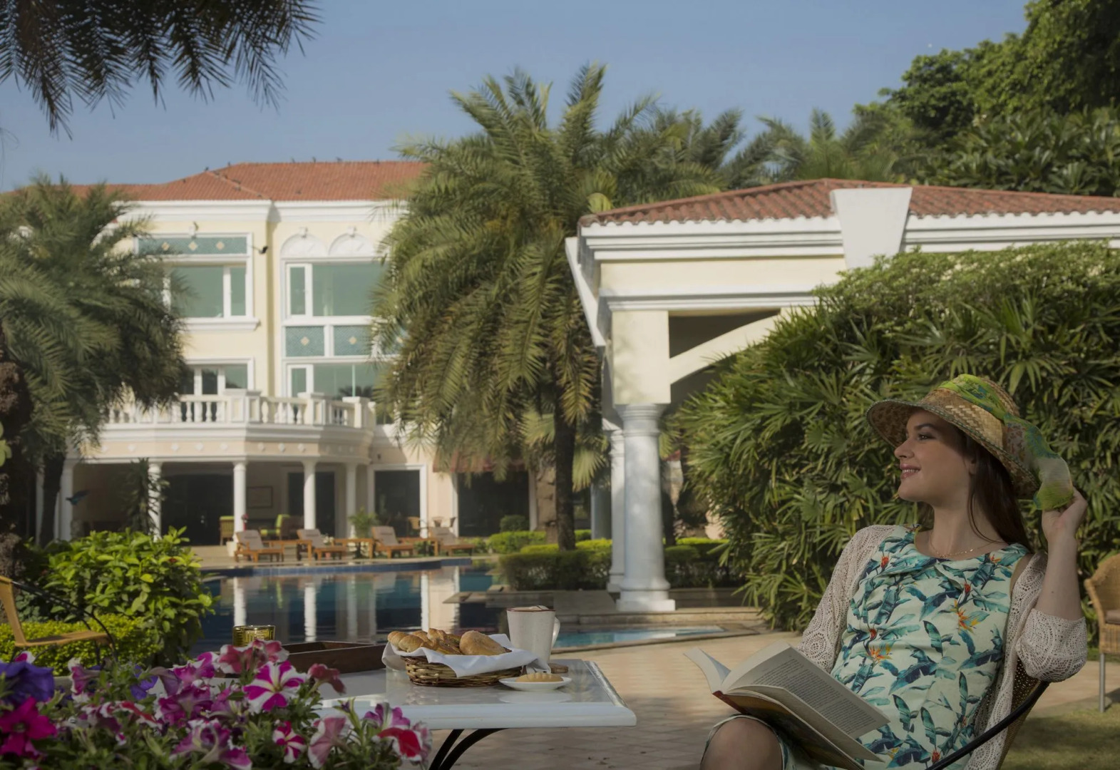 The Palms - Town & Country Club