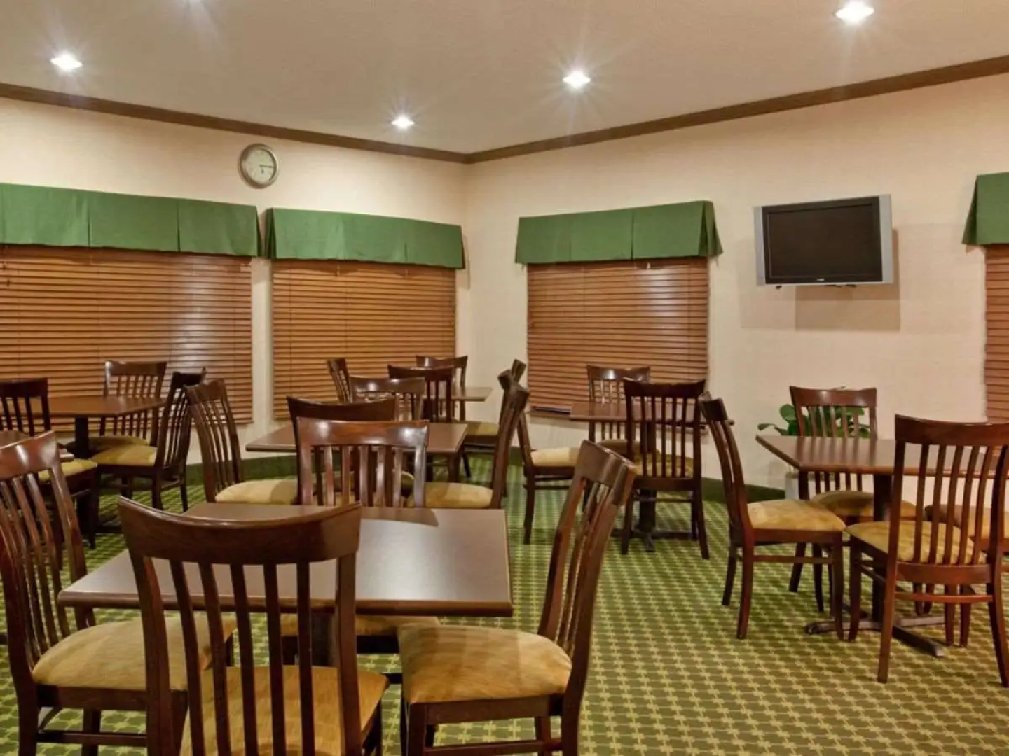 Baymont by Wyndham Merrillville