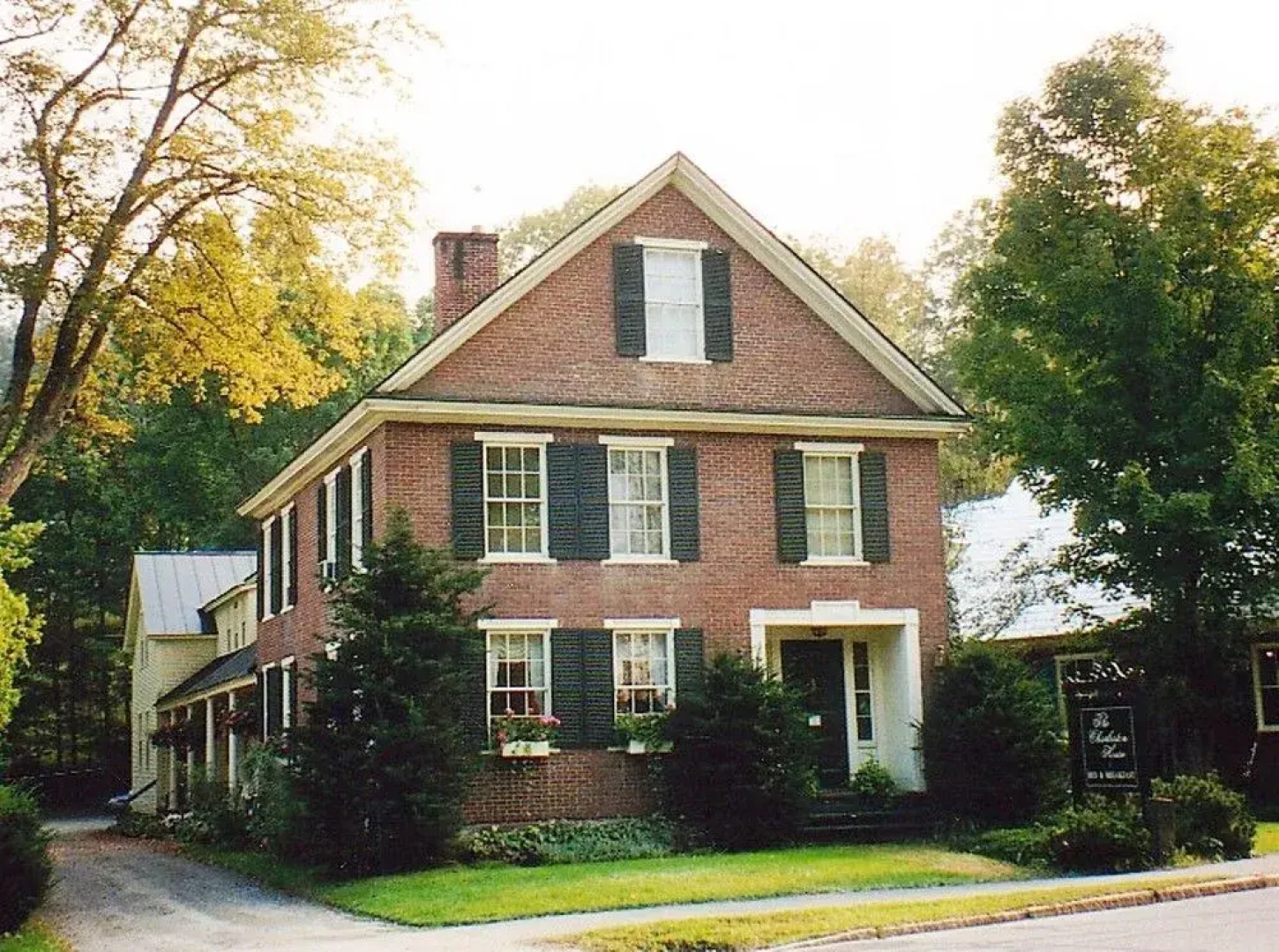 The Charleston House Bed & Breakfast