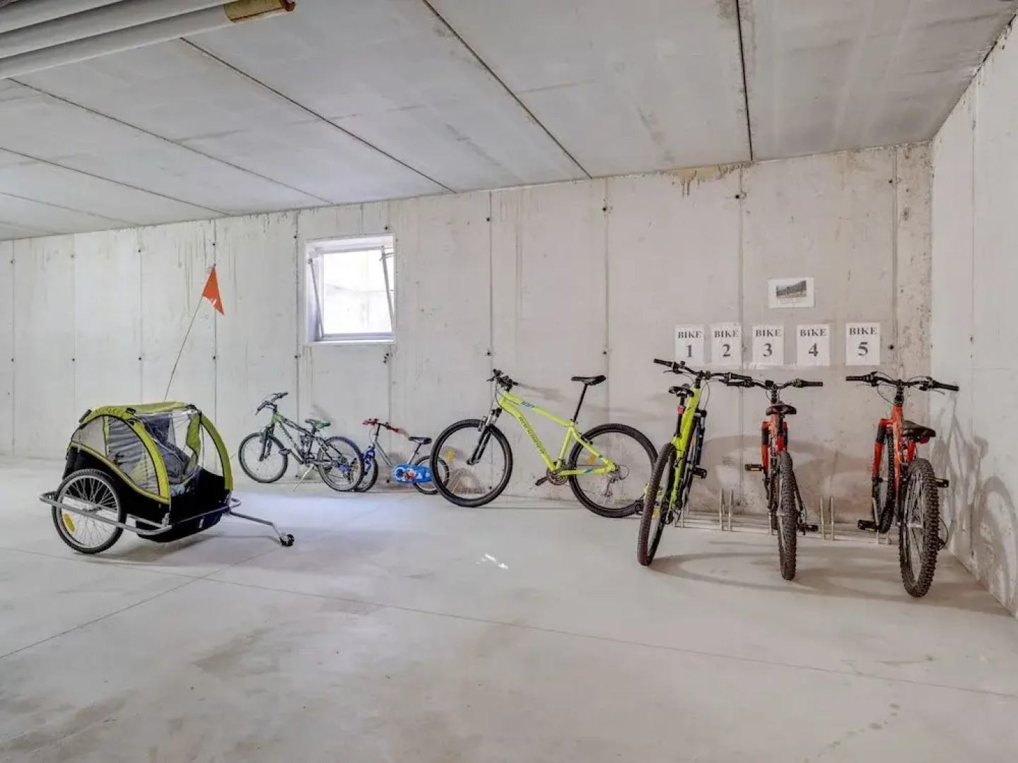 Apartment on Lake Idro With Pool