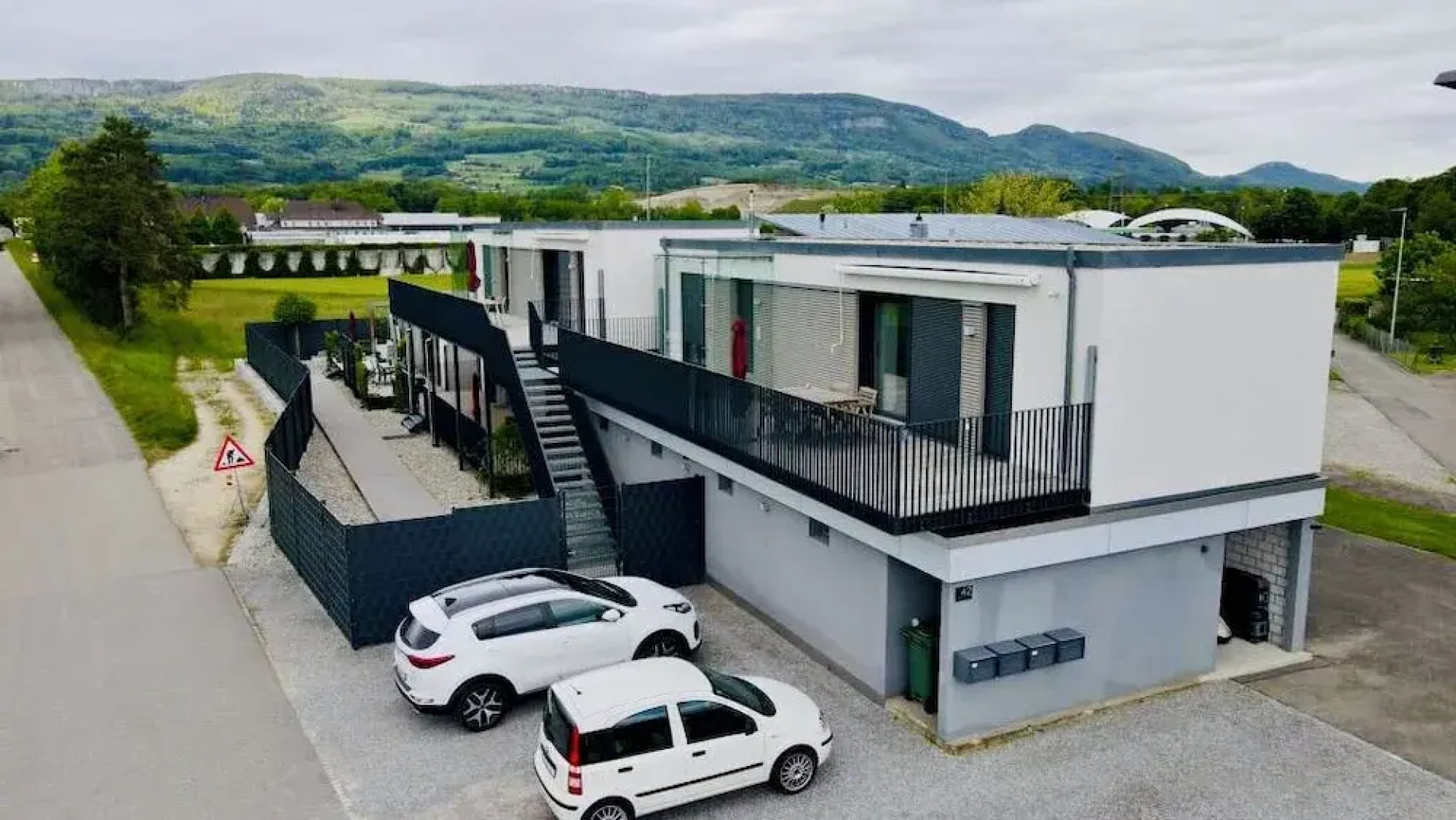 Business Apartment Tiny House