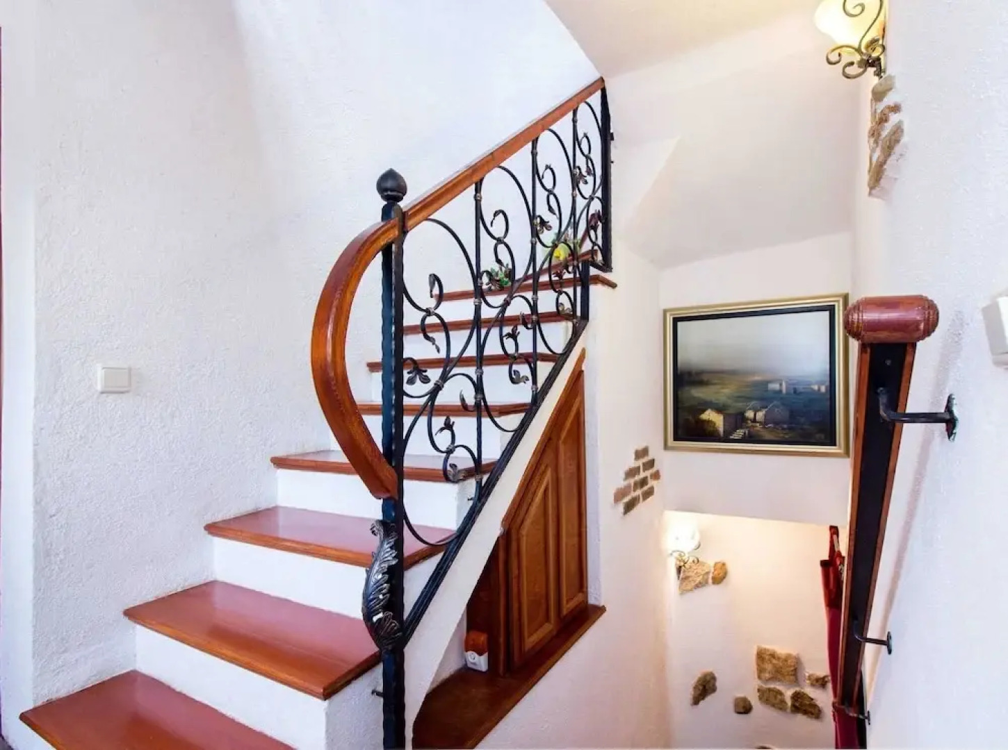 Authentic Dalmatian Hillside Escape With Pool, Sauna & BBQ