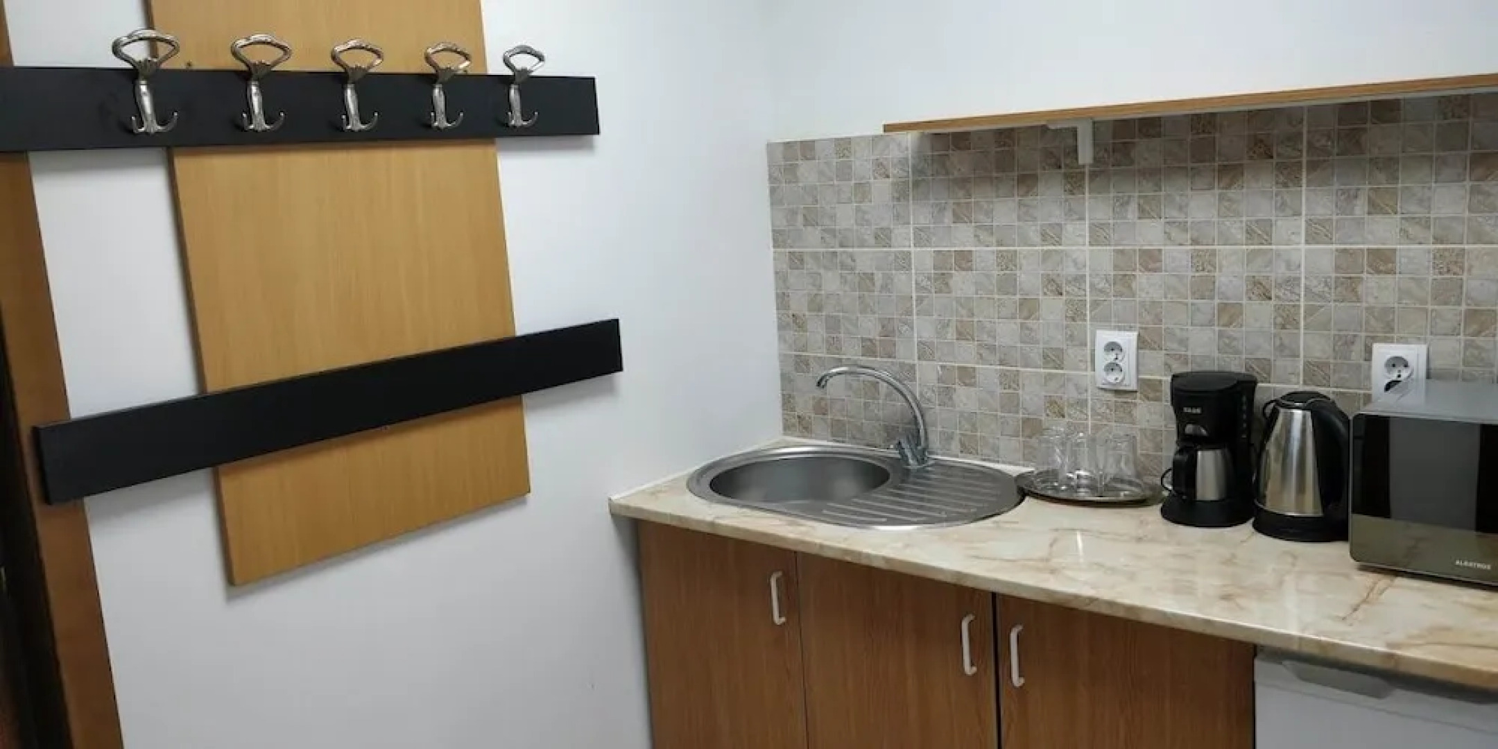 Cazare Business-Transit