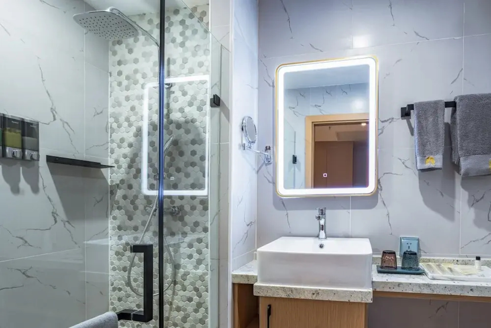 Millennium Plaza Hotel