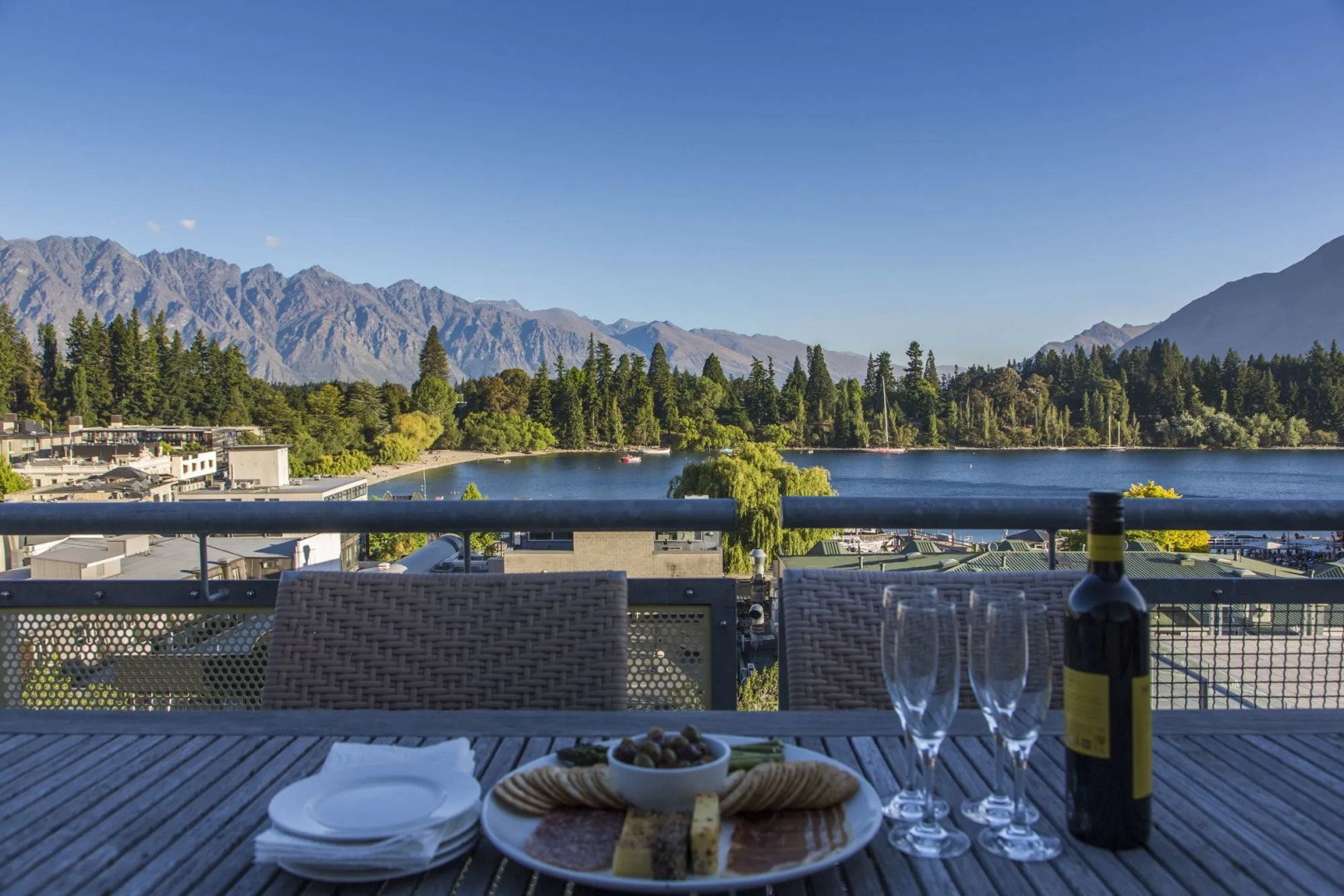 Shotover Penthouse & Spa by Staysouth