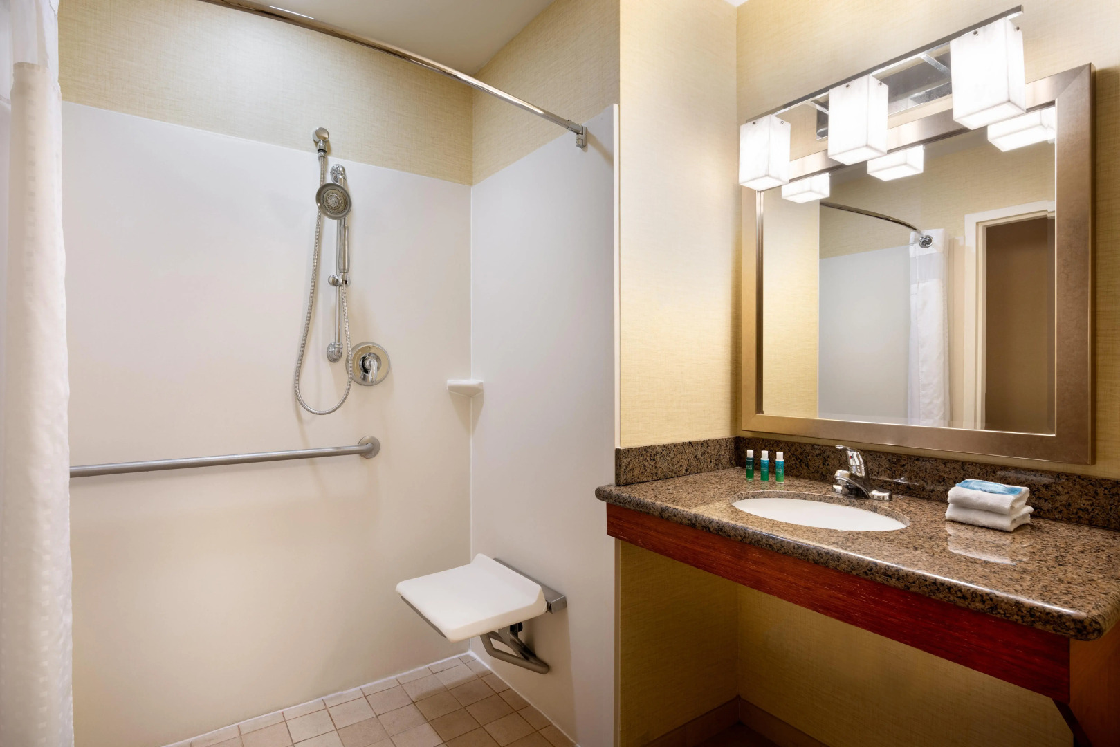 Holiday Inn Express Hotel & Suites Denver Airport by IHG