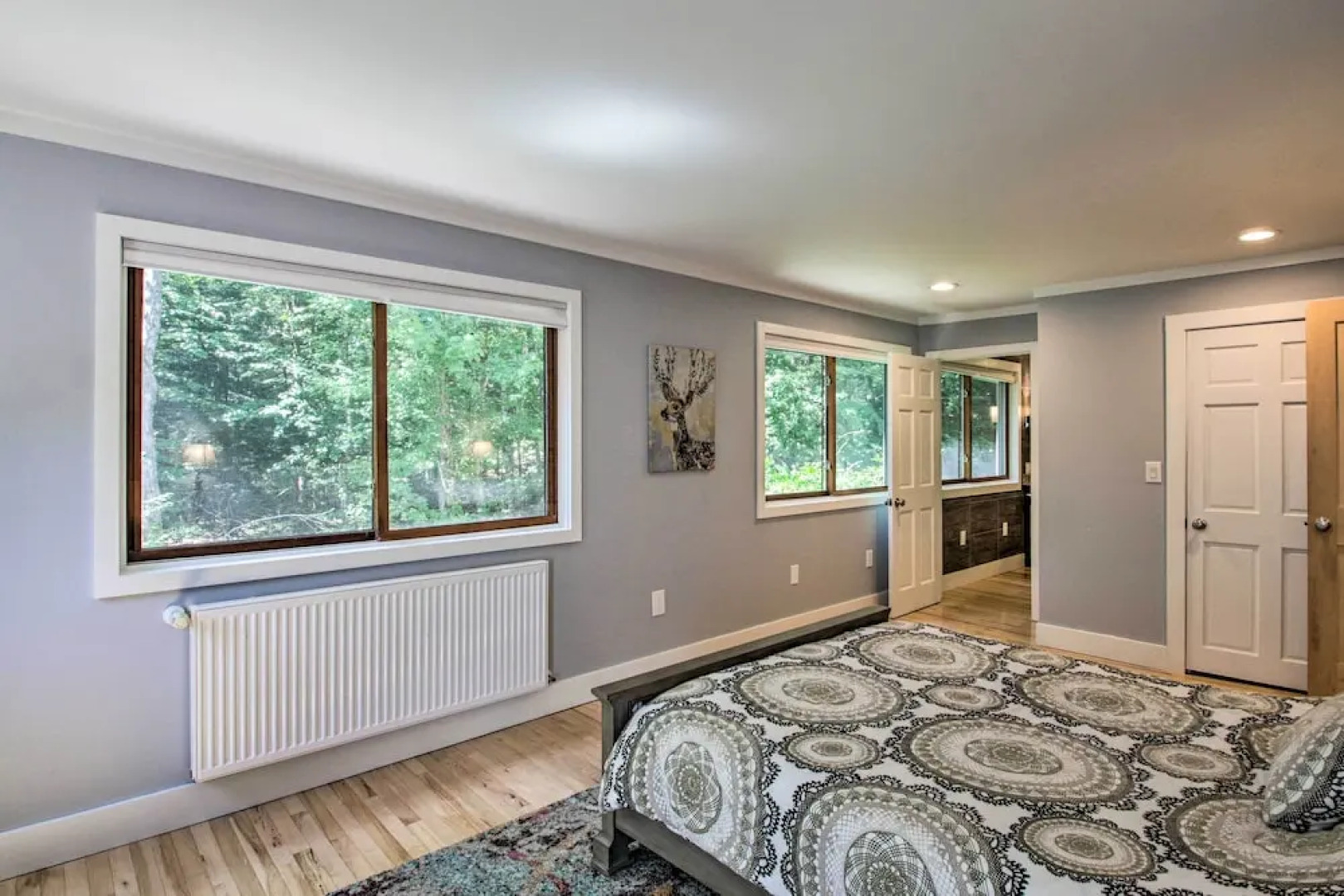 White Mountain Escape w/ Separate In-law Suite!