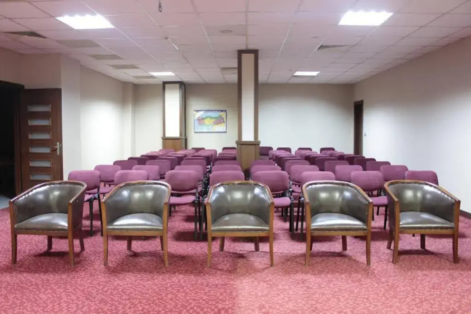 Paluri Hotel