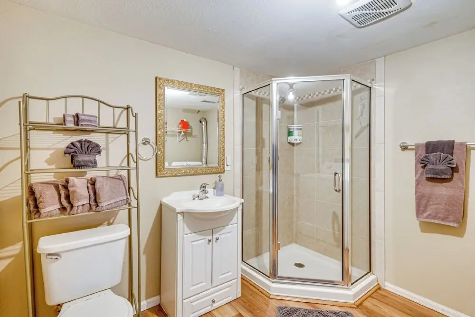 Manitou Springs Escape w/ A/C & Private Deck!