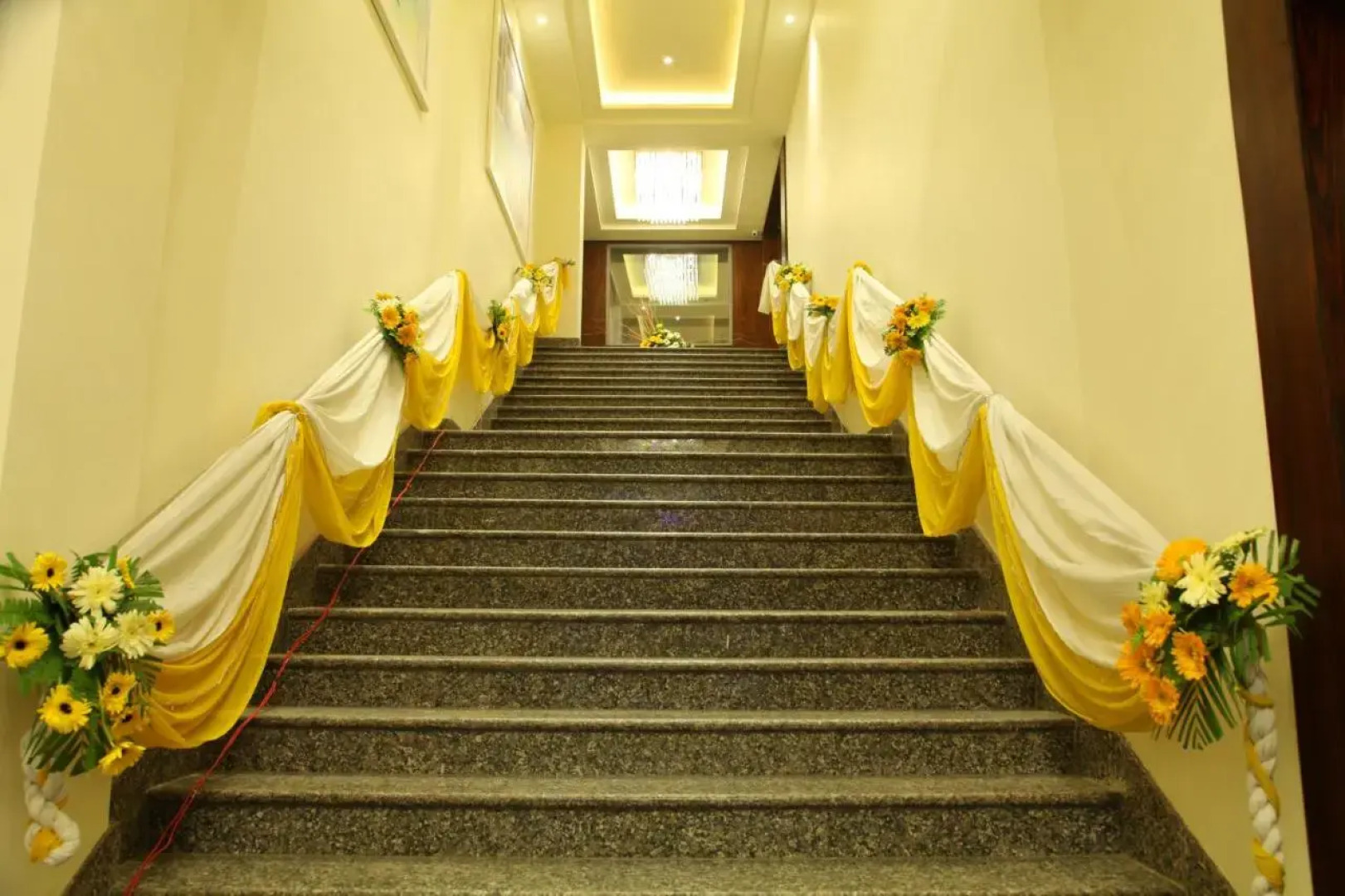 WJ Grand Hotel