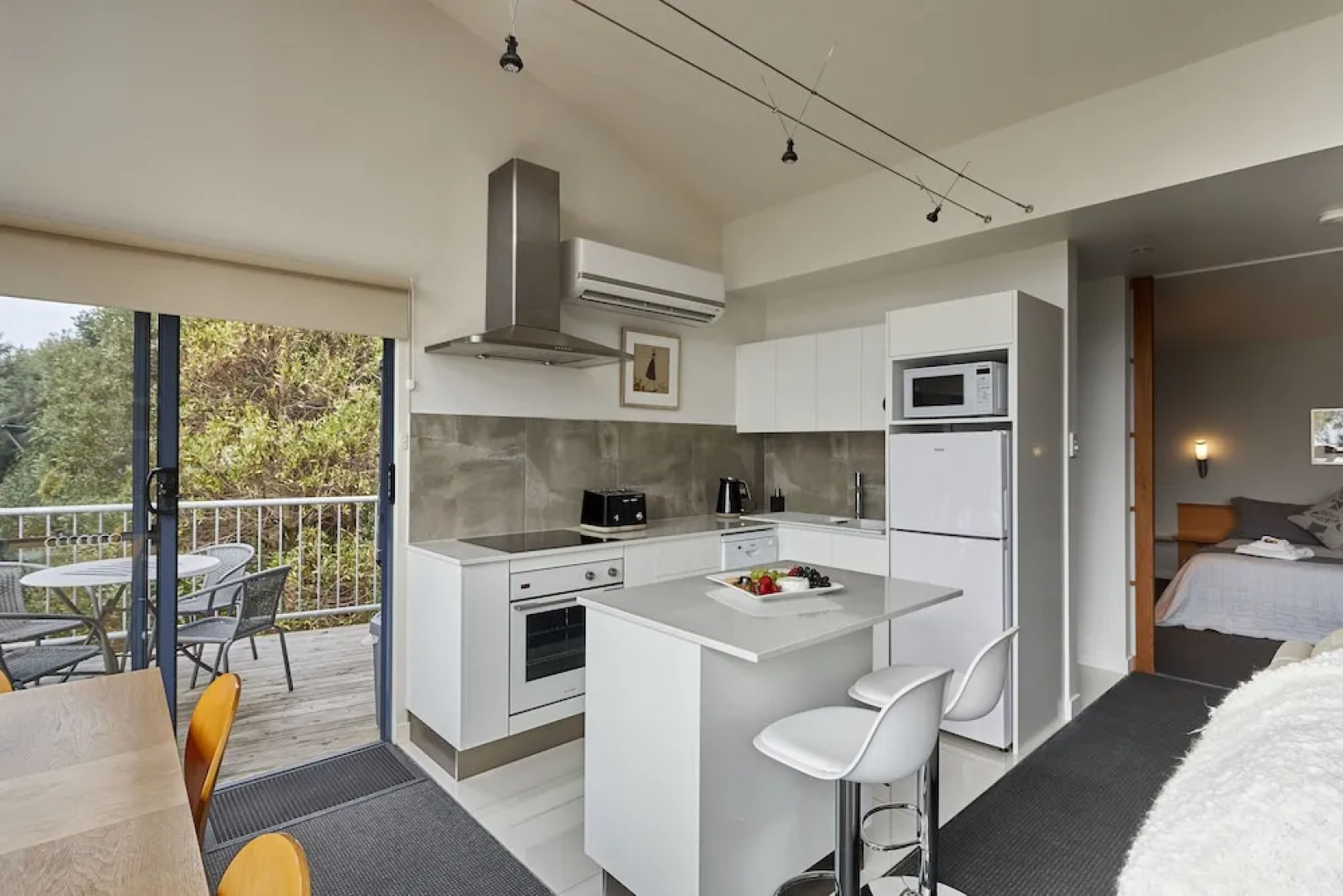 Rosevears Vineyard Retreat