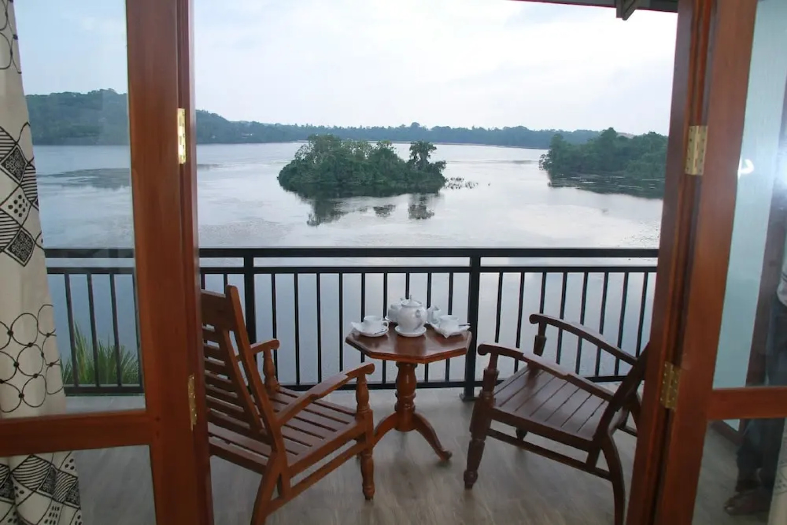 Sanu Lagoon Resorts&Spa