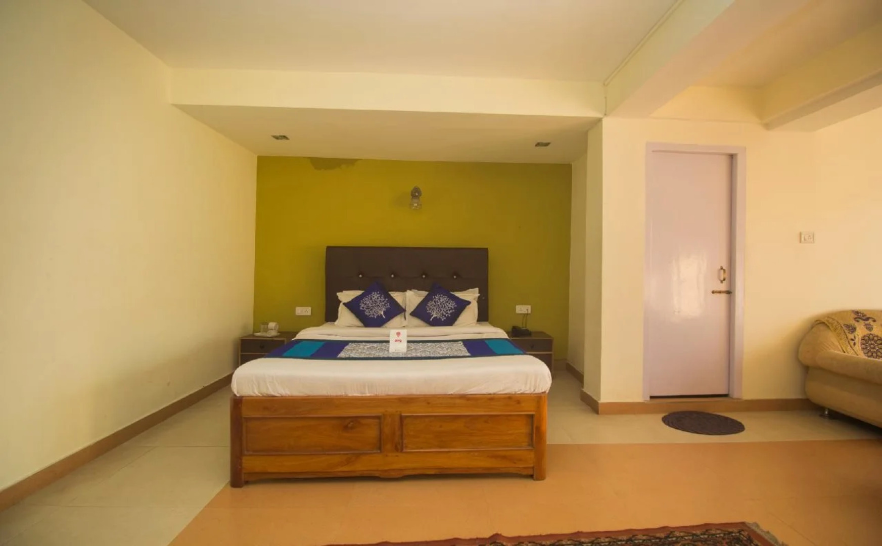 OYO 6916 Hotel Deorali