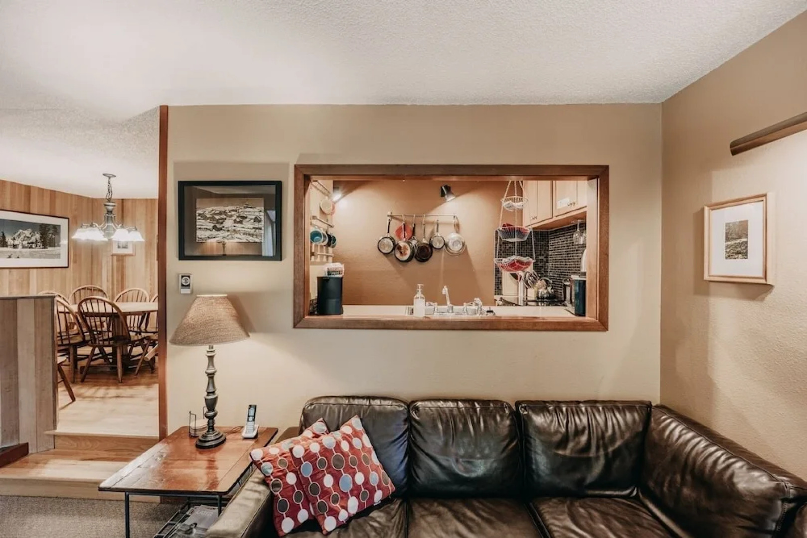 41sw - Sauna - Wifi - Fireplace - Sleeps 8 3 Bedroom Home by Redawning