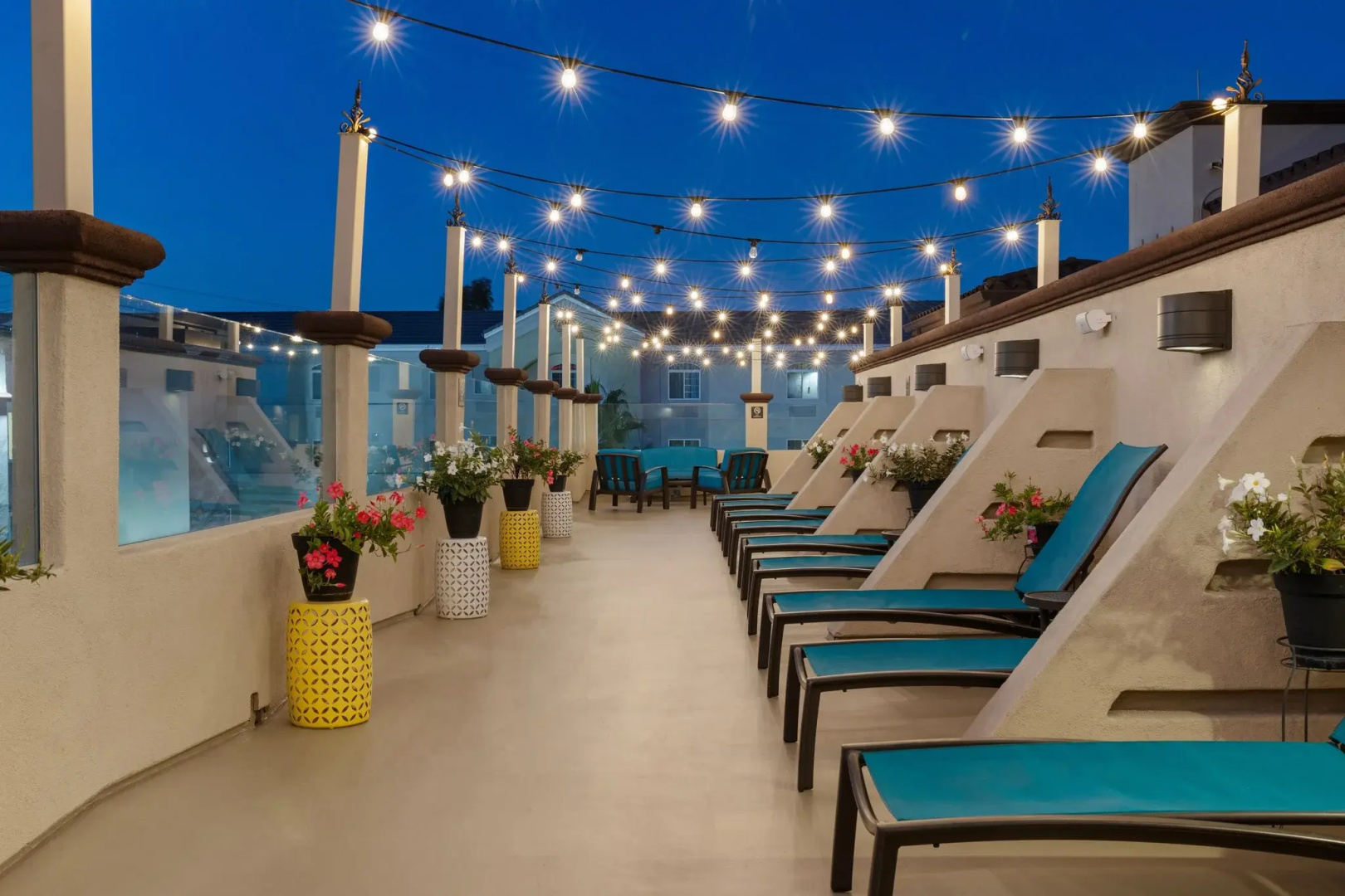 Peacock Suites