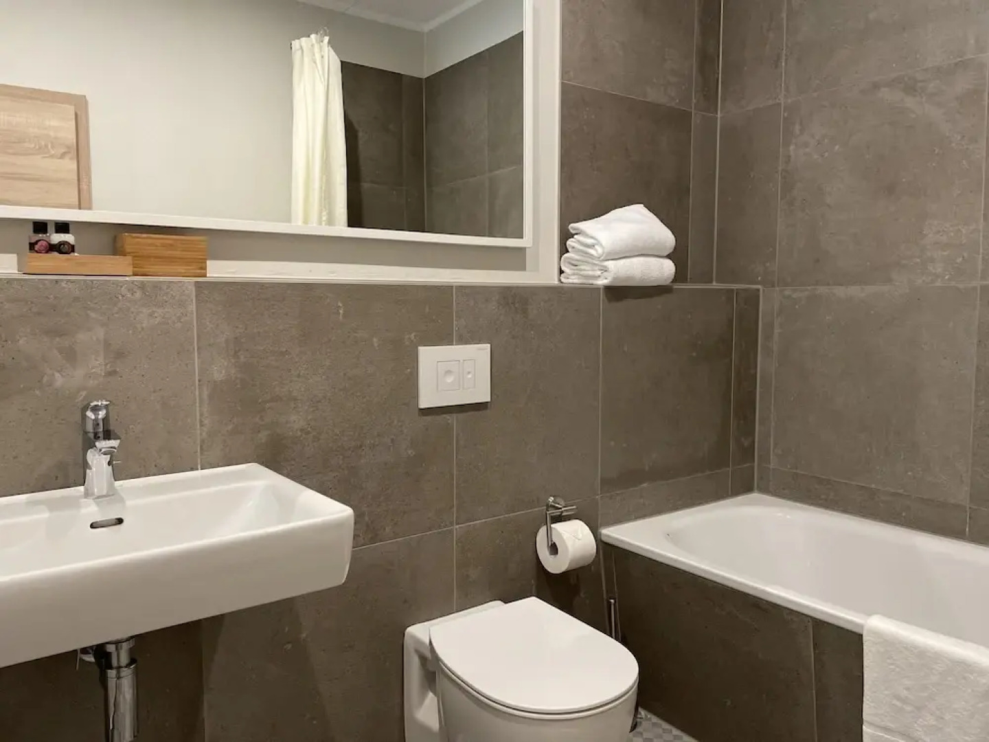 Grosszuegige Ferienwohnung mit Garten