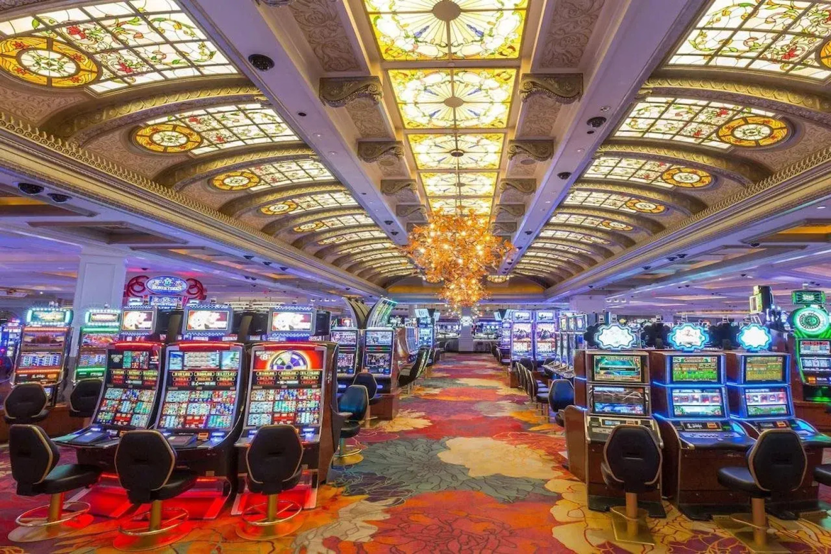 Skyline Hotel & Waterpark