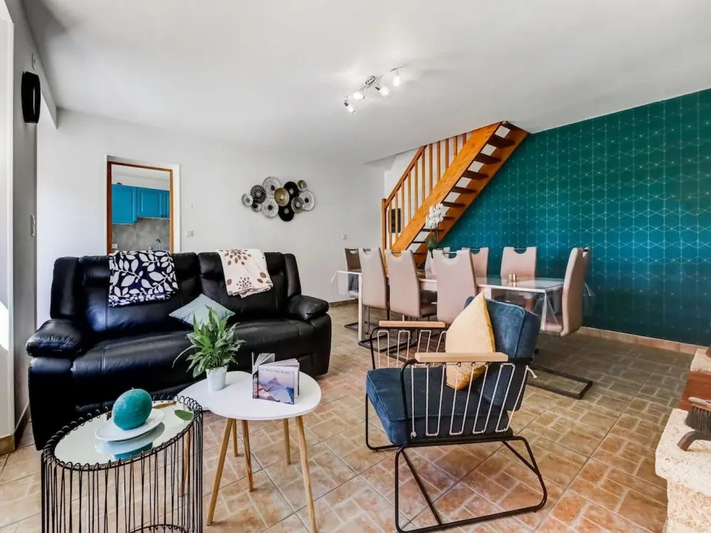 Gite des Salines in Stone With Views