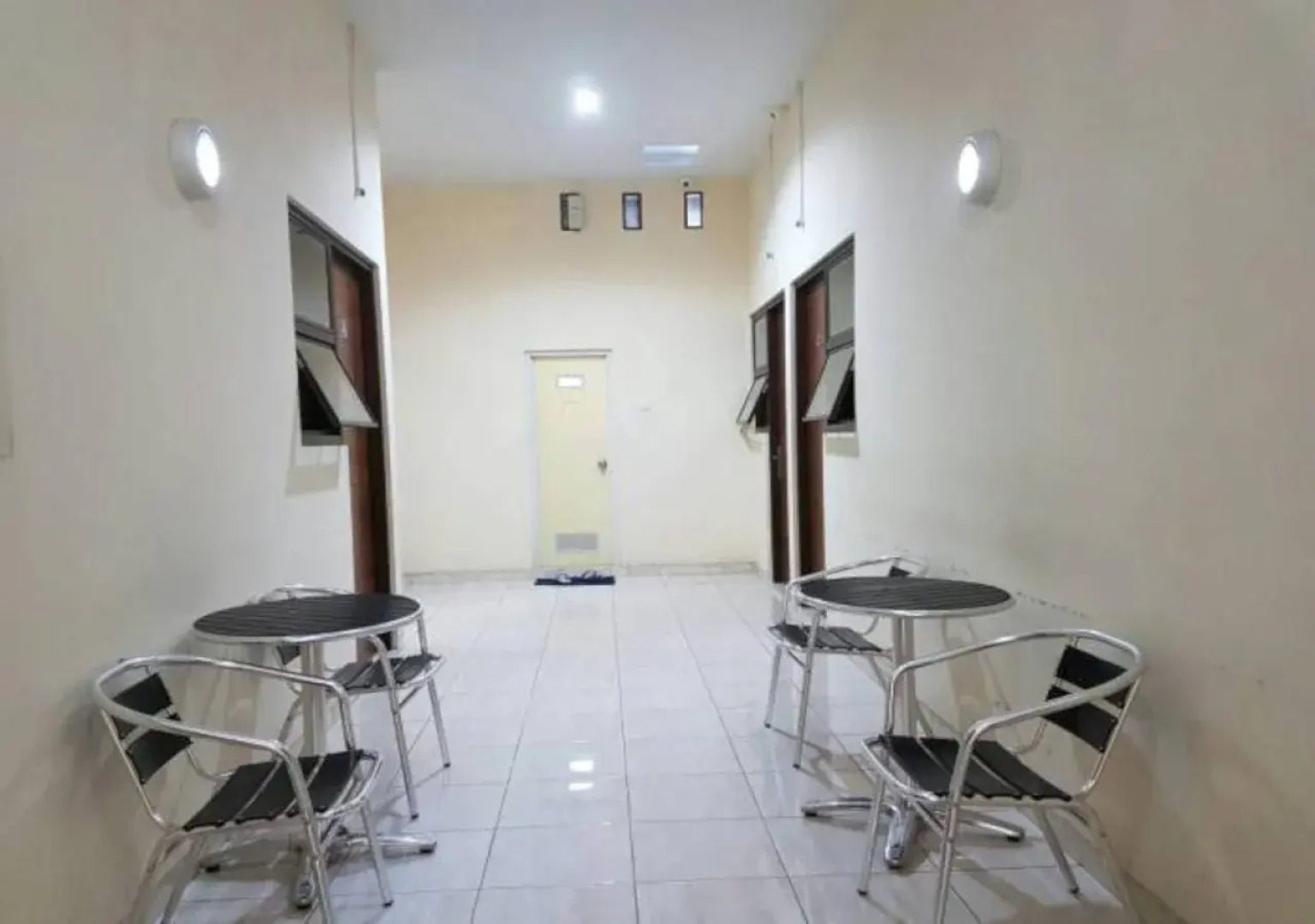 Mitra Guest House