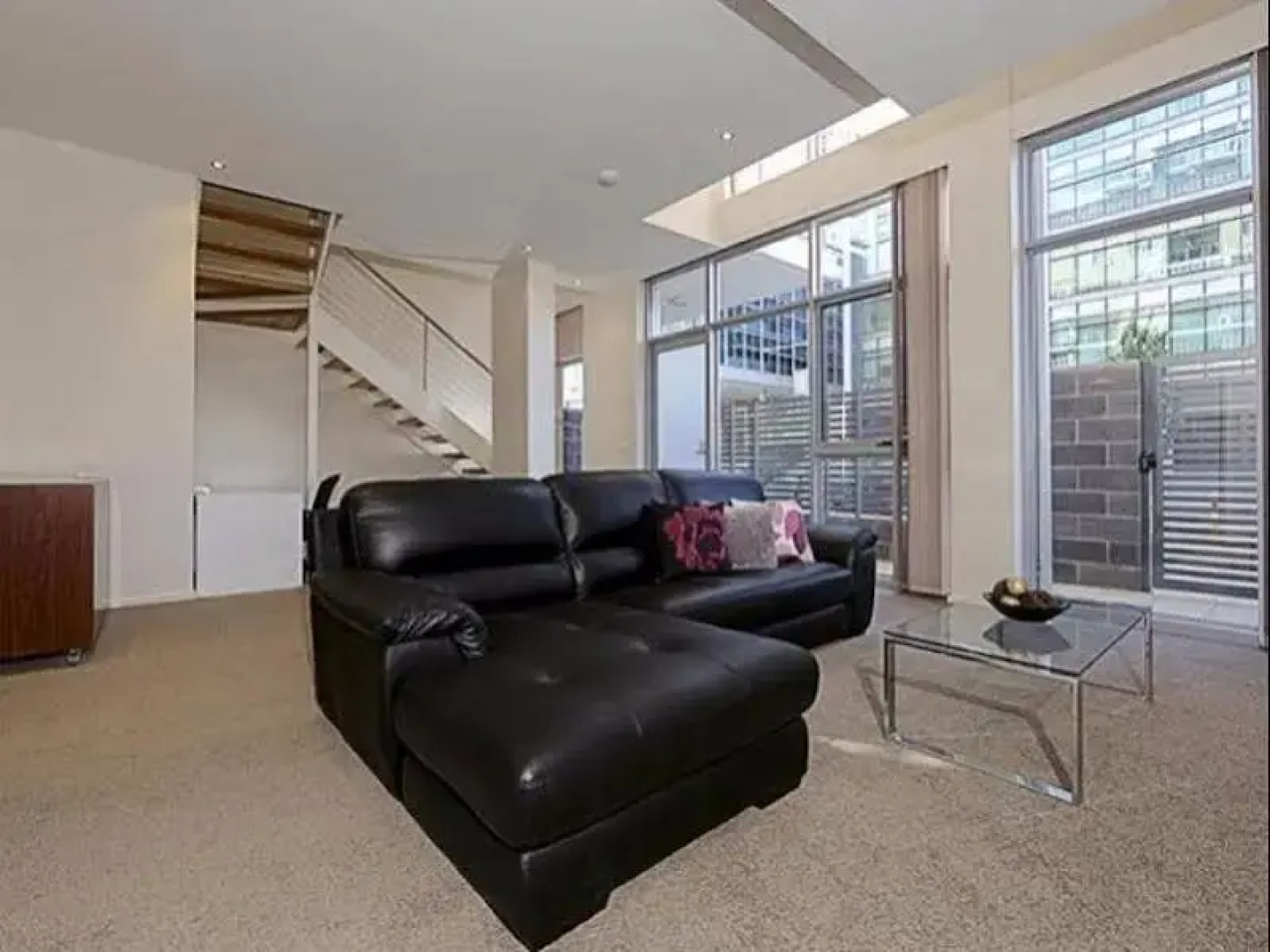Accommodate Canberra - Metropolitan