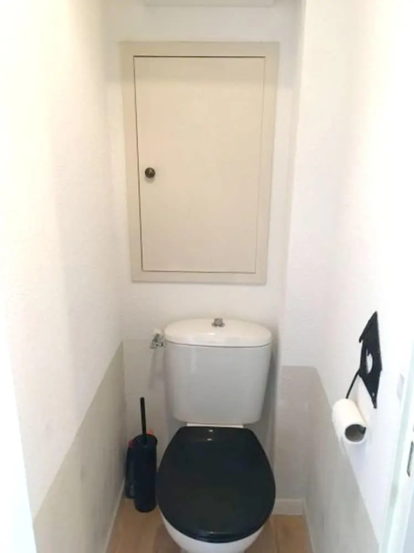 Apartment With one Bedroom in Sorgues, With Shared Pool, Enclosed Garden and Wifi