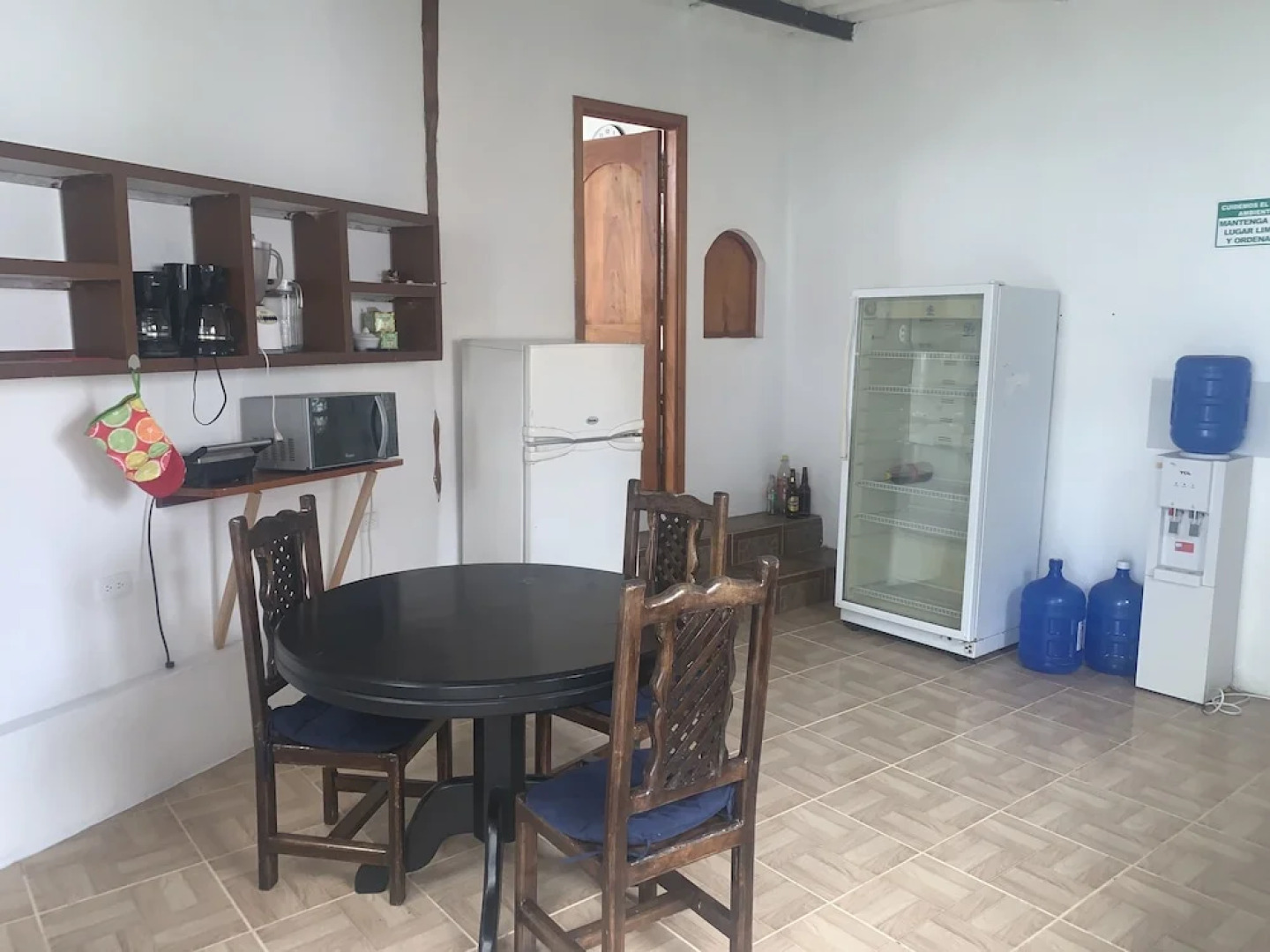 White House Galapagos