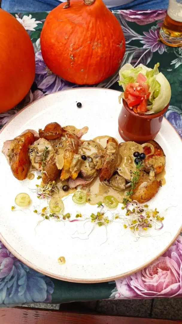 Restauracja i Pokoje Alba