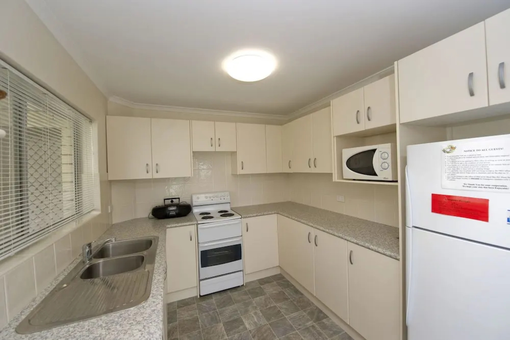 Sundeck Unit 6 - Shoal Bay