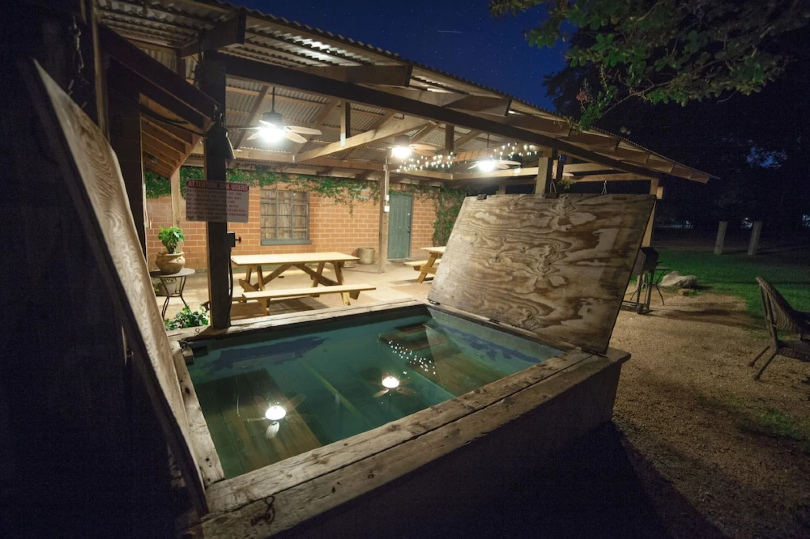 Geronimo Creek Retreat Glamping Cabin #2 - Campsite