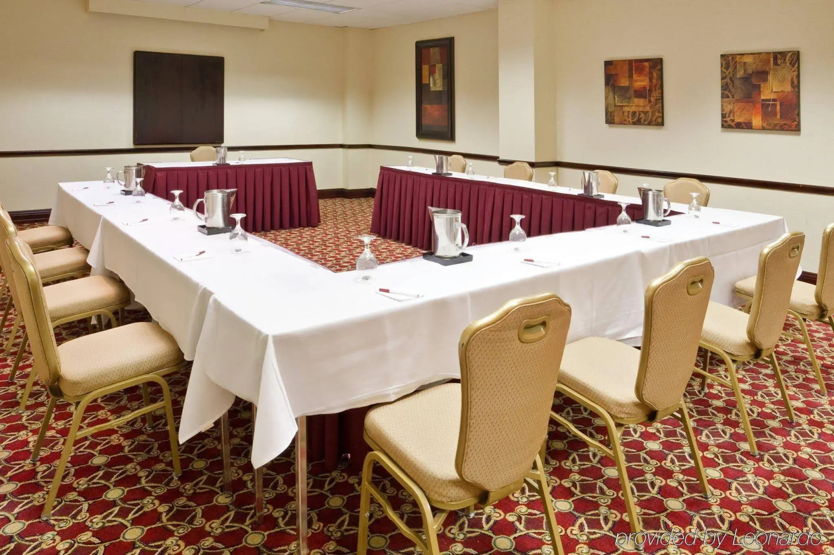 Crowne Plaza Cleveland Airport by IHG
