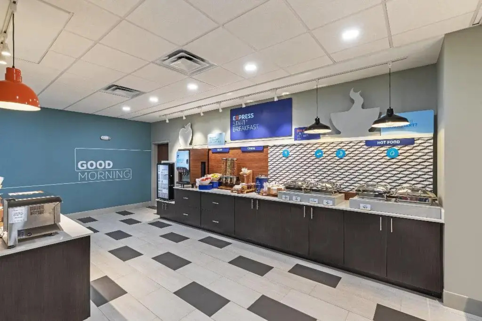 Holiday Inn Express & Suites Purcell by IHG