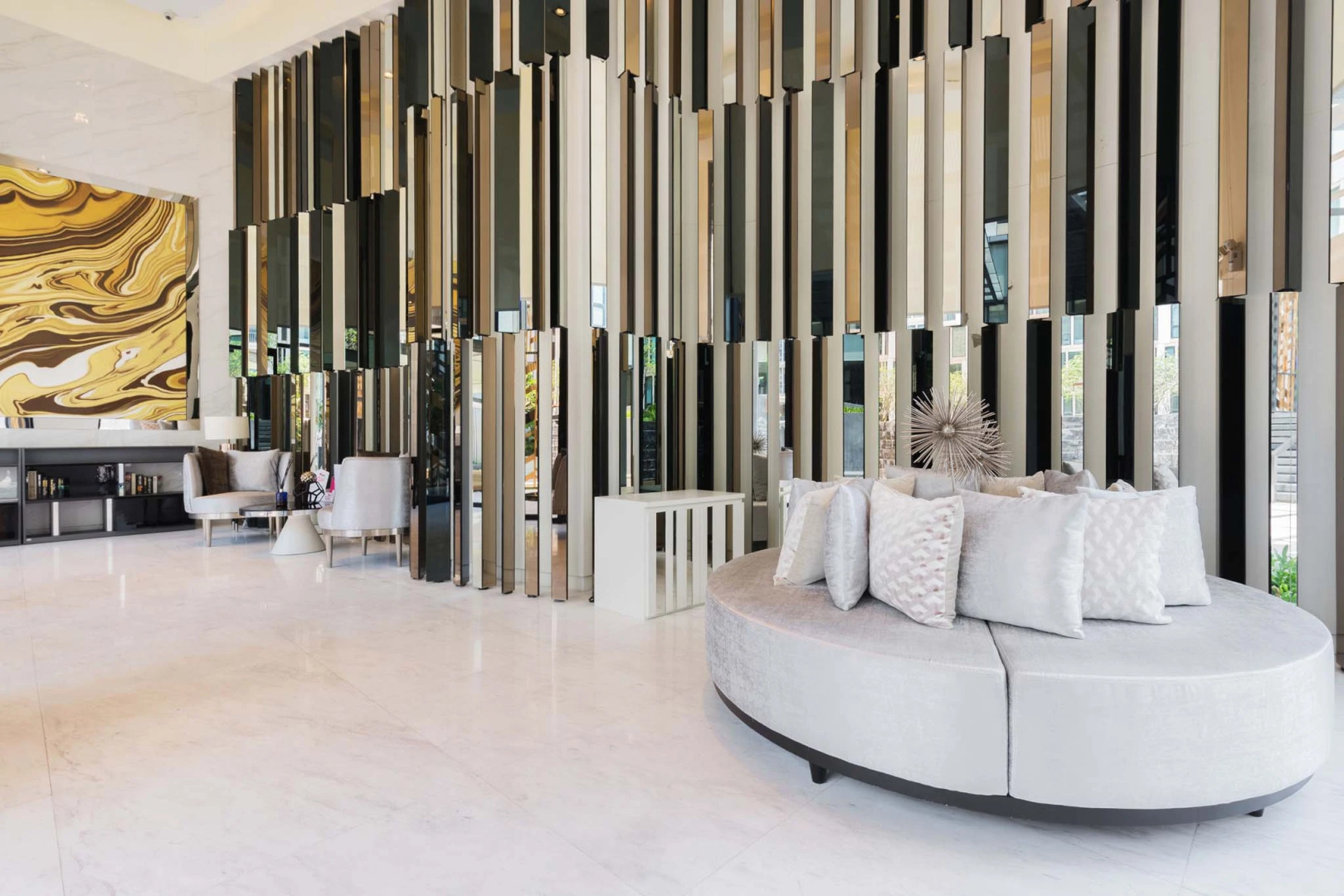 The Base Up Town Condo By Favstay