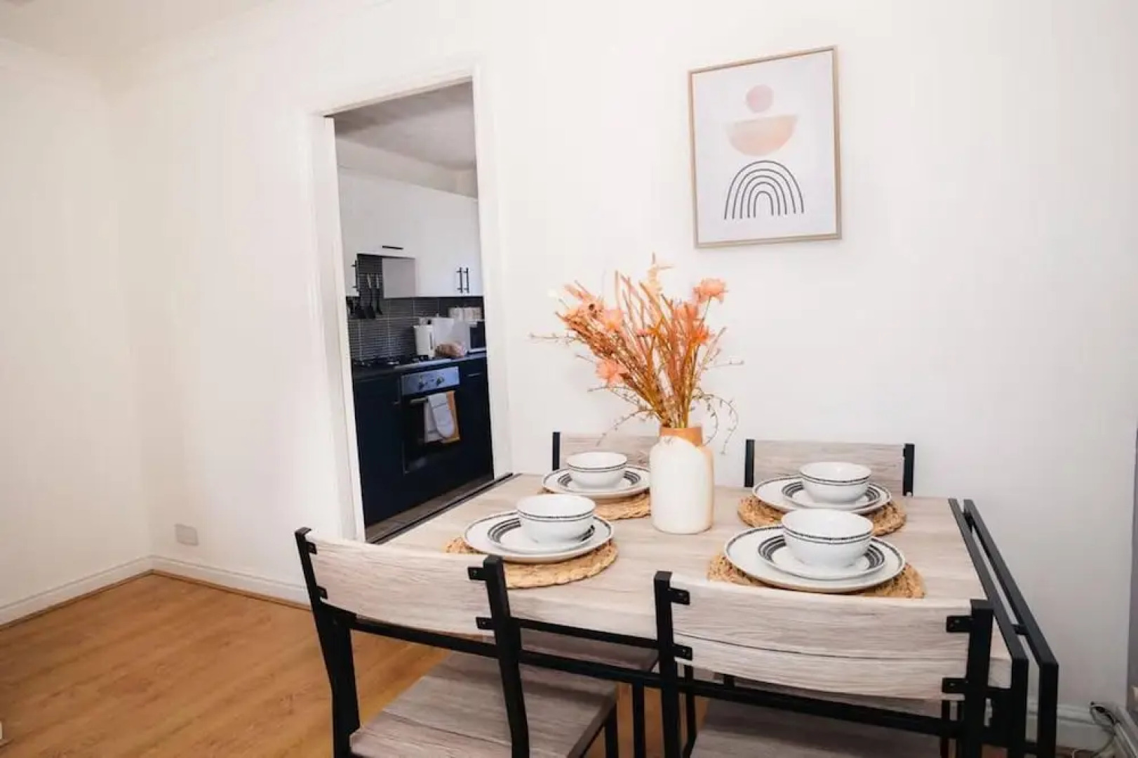 Lovely 2bedroom Home in Haydock With Free Parking