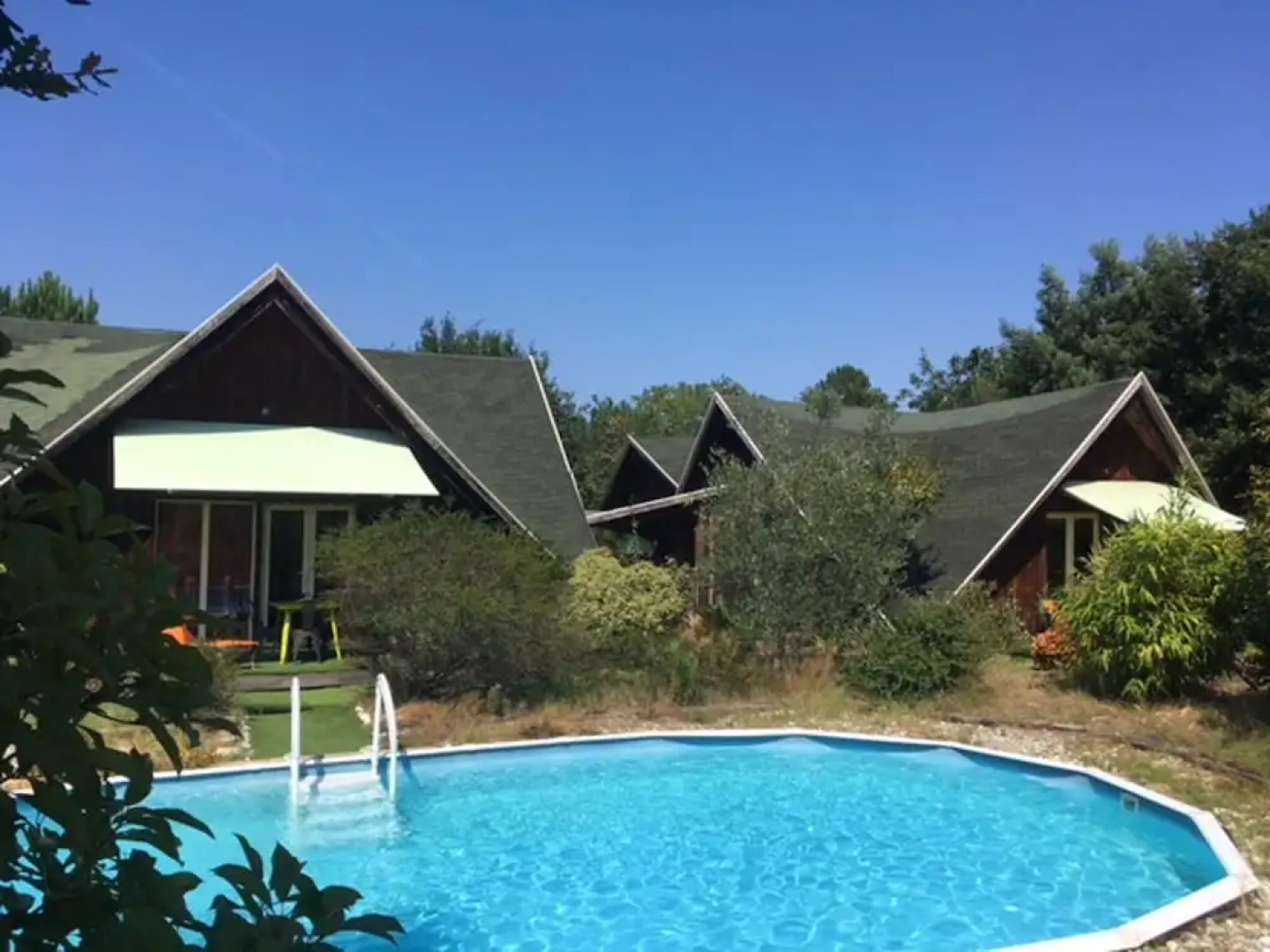 Chalet With 2 Bedrooms in Mézos, With Pool Access, Enclosed Garden and Wifi - 15 km From the Beach