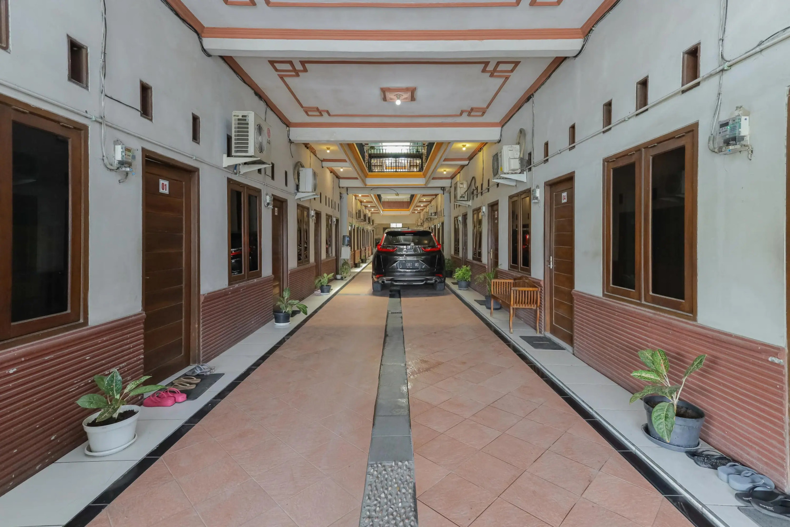 RedDoorz near Juanda International Airport 2