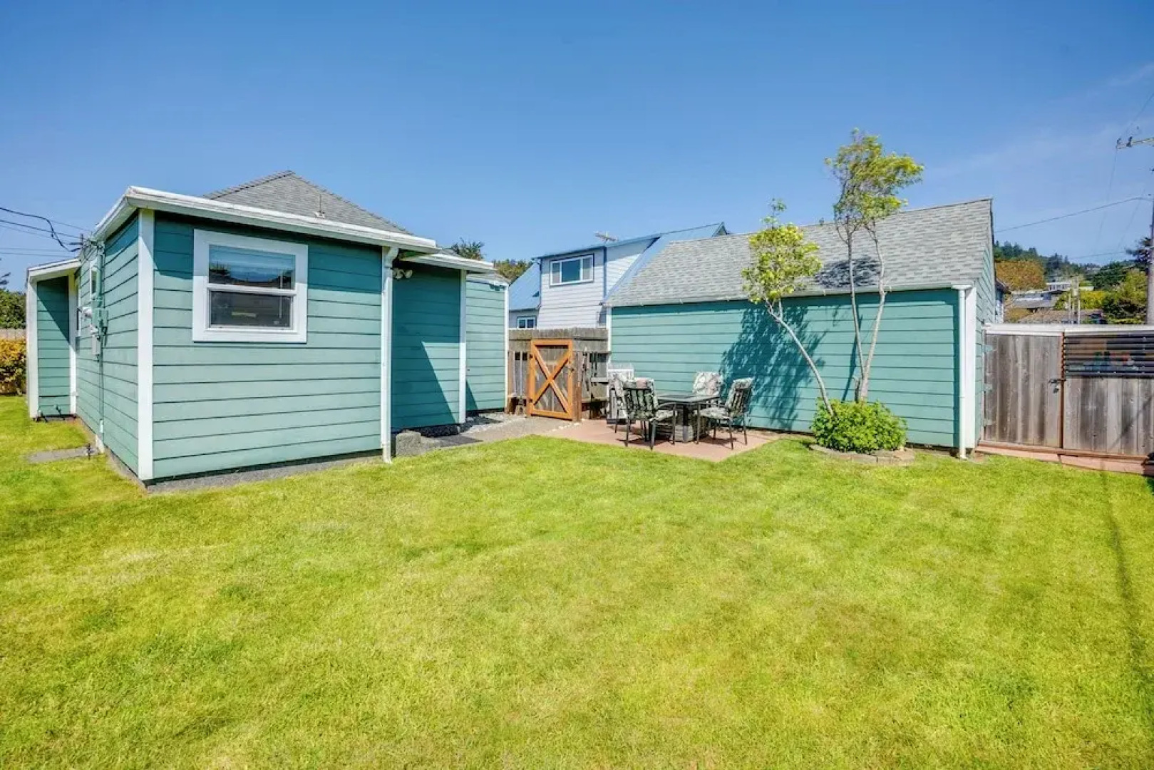 Walk to Gold Beach: Charming Cottage w/ Yard!